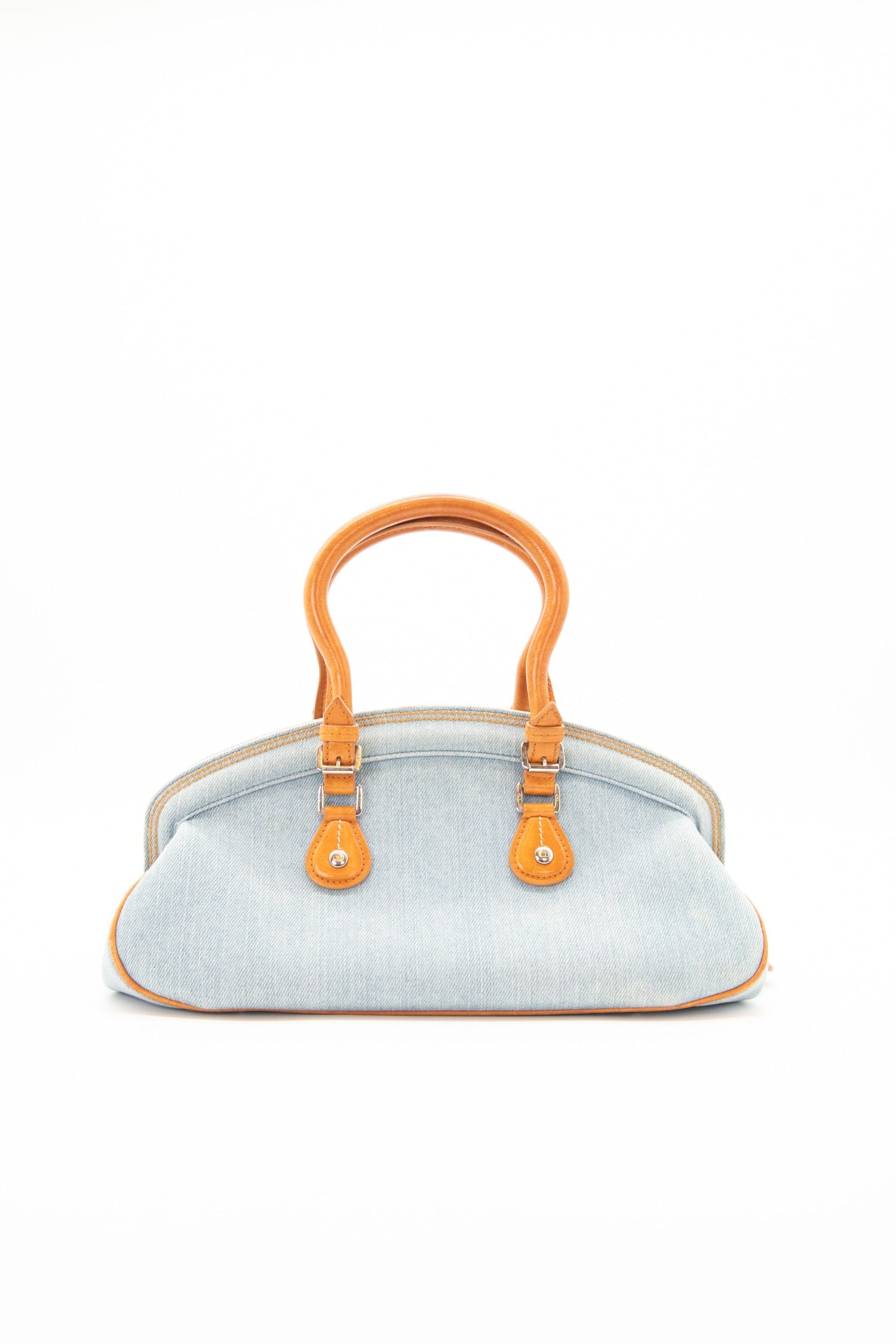 Thumbnail of http://Christian%20Dior%20Vintage%20„Denim%20Detective“%20Handtasche%20in%20Hellblau