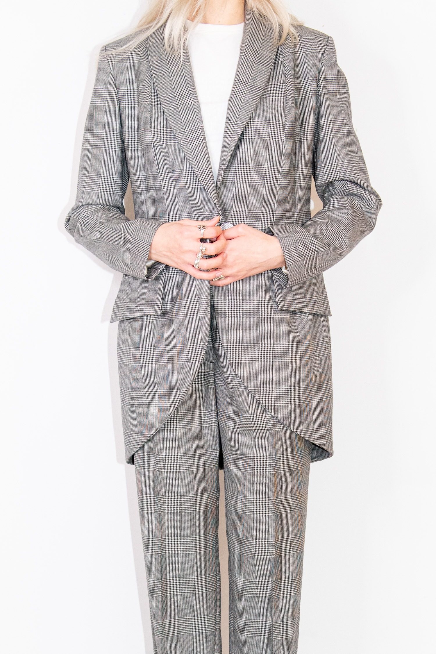 Thumbnail of http://Vintage%20Christian%20Dior%20Boutique%20Hosenanzug%20mit%20Karomuster