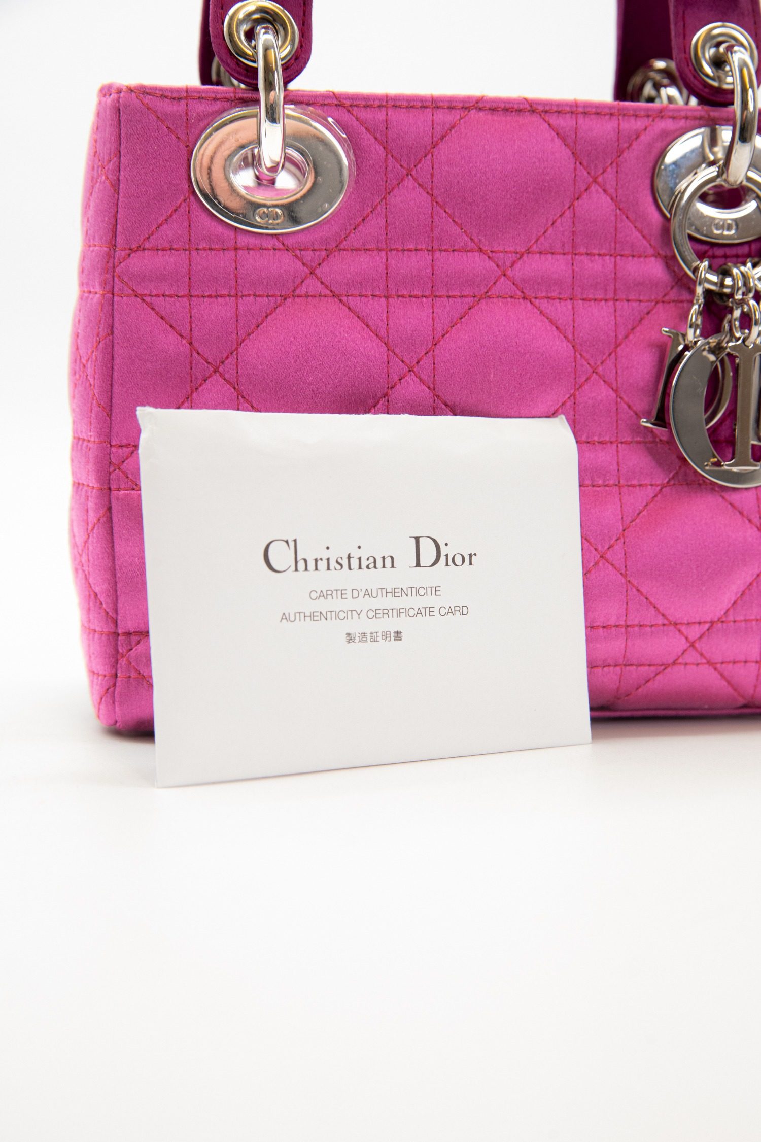 Thumbnail of http://Dior%20Dior%20Lady%20Mini%20Handtasche%20aus%20Seide%20in%20Cyclam%20und%20Silber