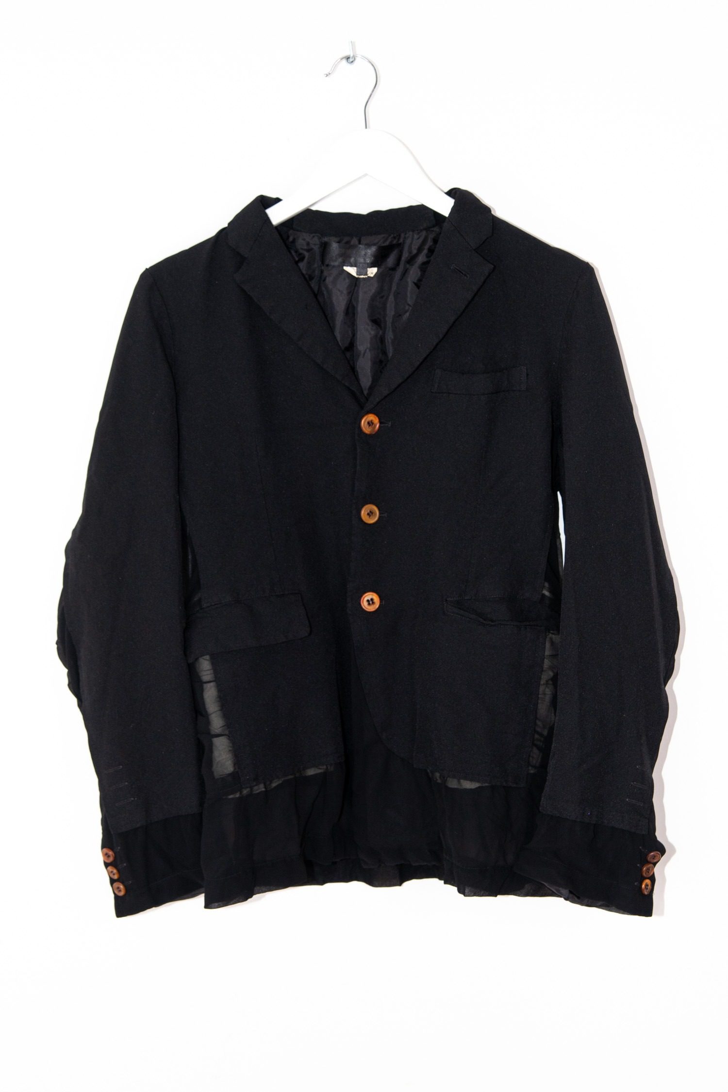 Thumbnail of http://Vintage%20Comme%20des%20Garçons%20Blazer%20in%20Schwarz