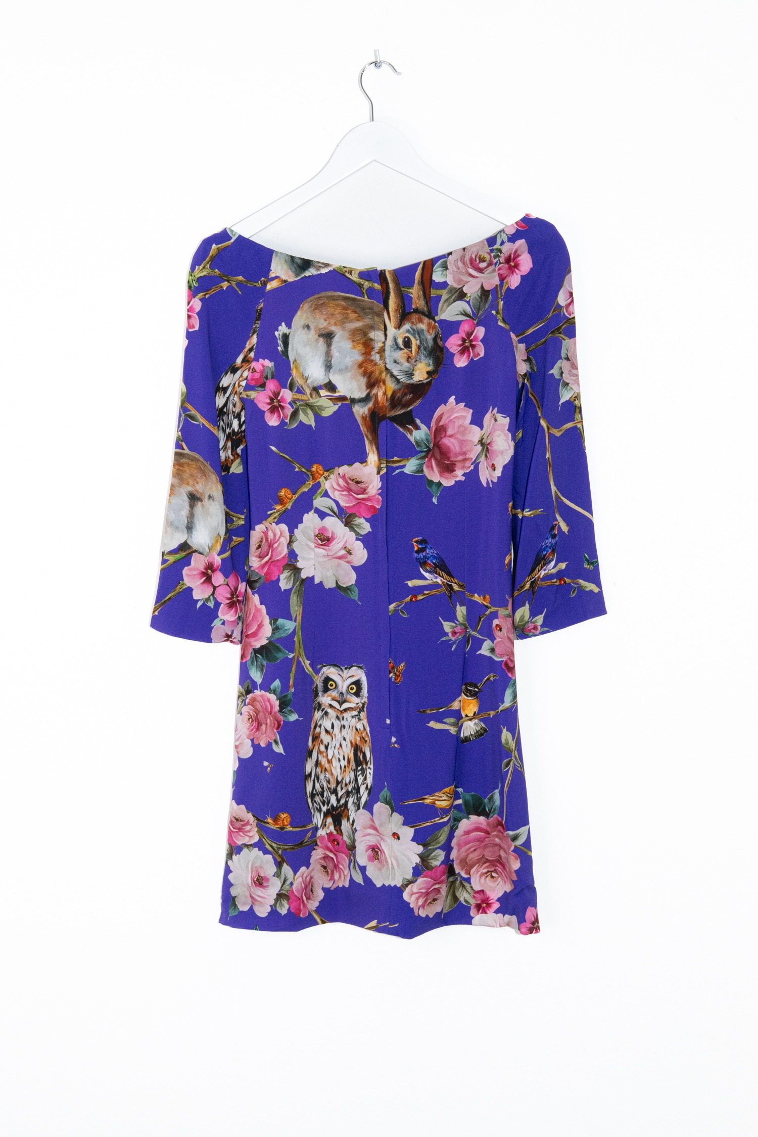 Thumbnail of http://Dolce%20&%20Gabbana%20Kleid%20in%20Lila%20mit%20Tiermotiv%20und%20Blumen