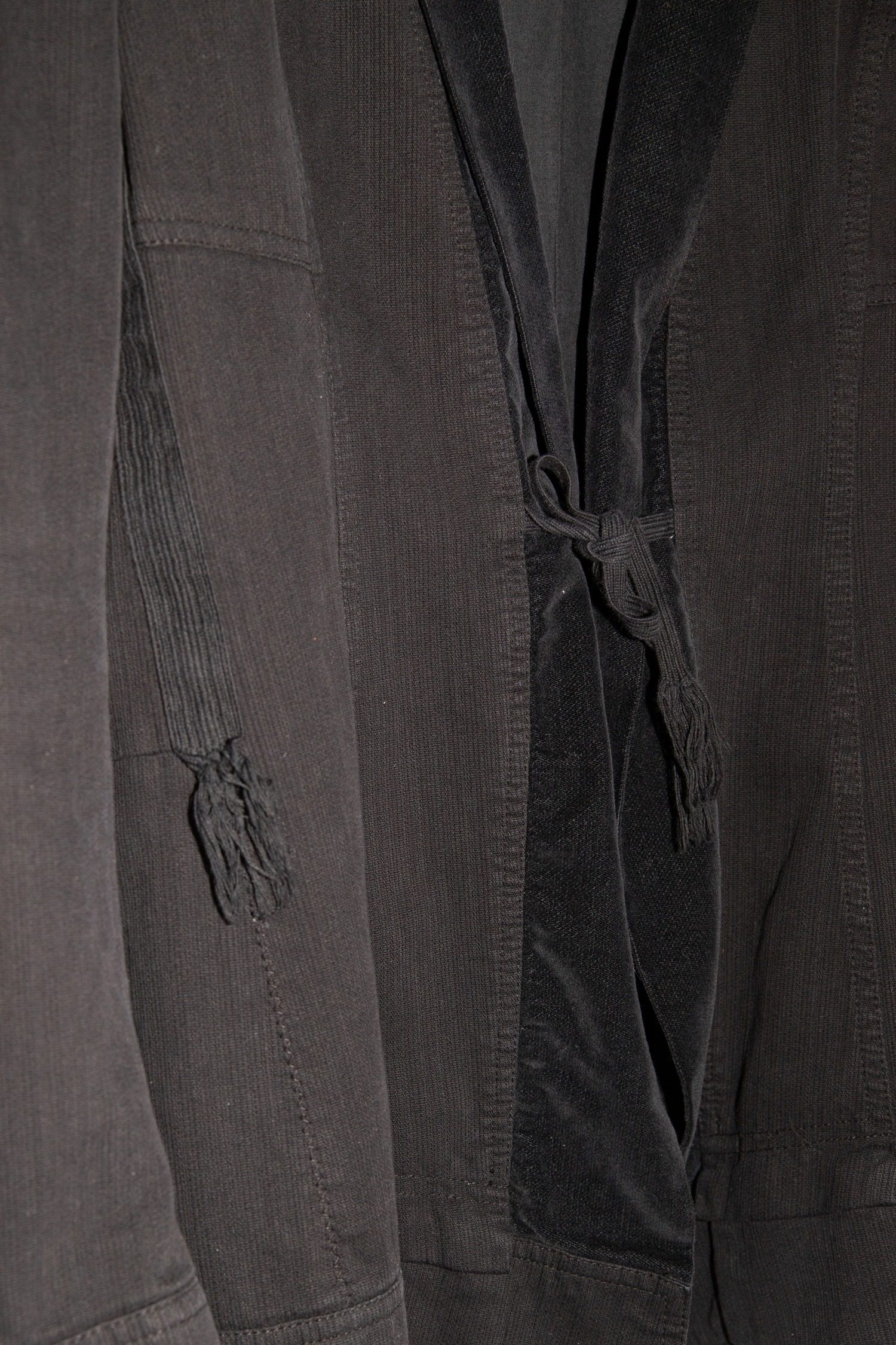 Thumbnail of http://Vintage%20Dries%20van%20Noten%20Blazer%20in%20Schwarz