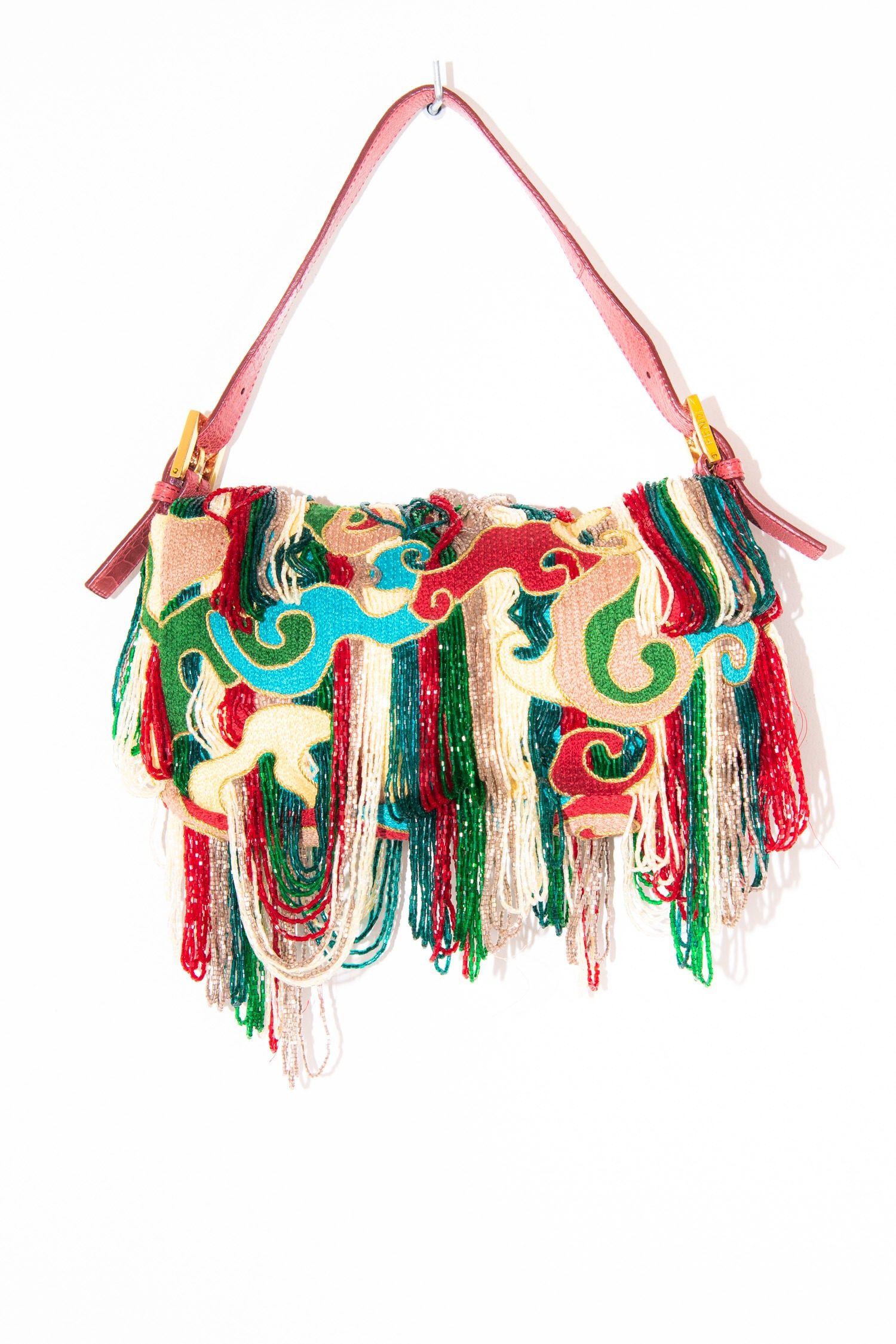 Thumbnail of http://Vintage%20Fendi%20Baguette%20Tasche%20mit%20Wellenmuster%20und%20Glasperlen