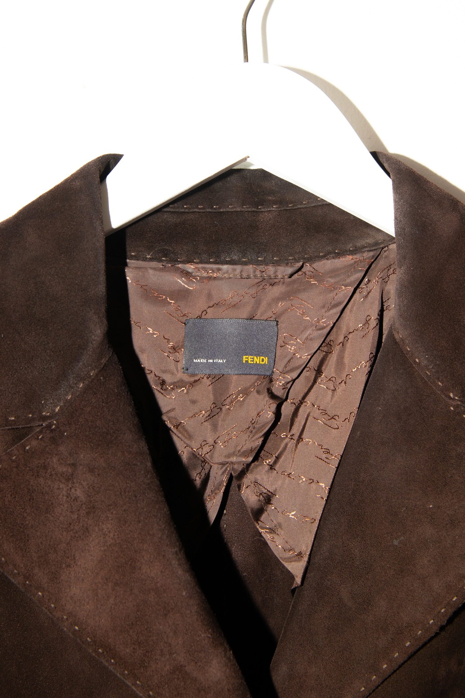 Thumbnail of http://Vintage%20Fendi%20Lederjacke%20mit%20Gürtel%20in%20Dunkelbraun