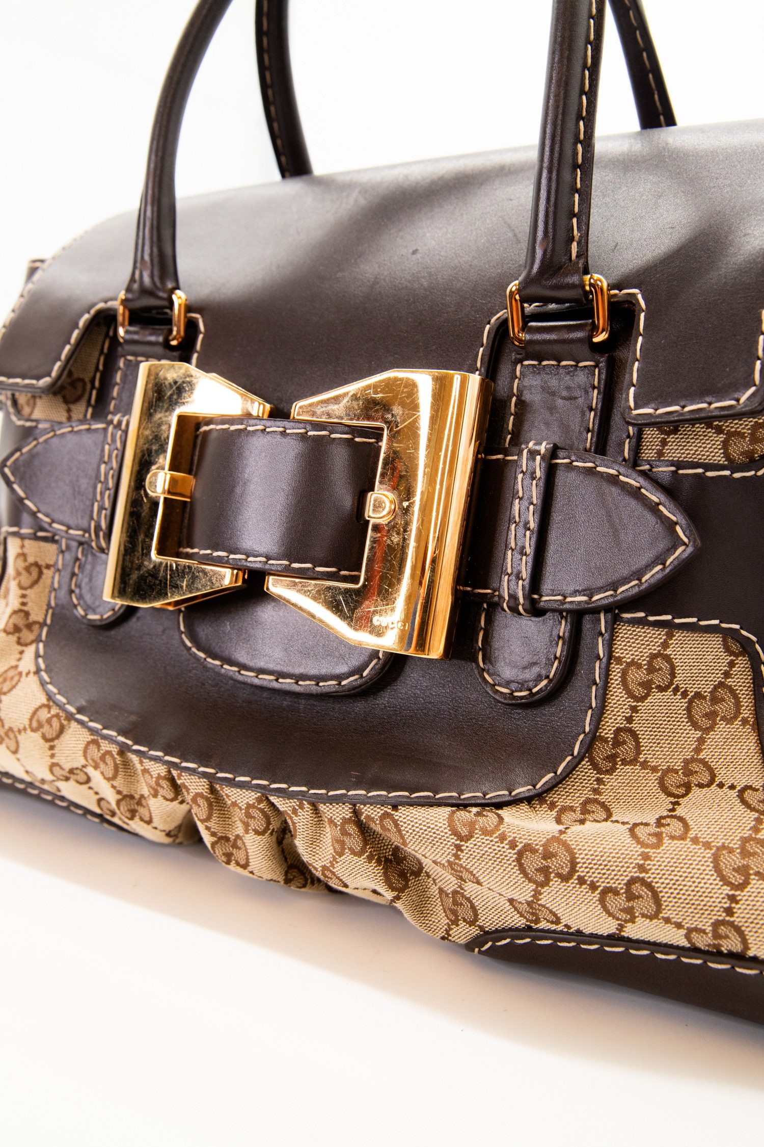 Thumbnail of http://Gucci%20Dialux%20Queen%20Handtasche%20in%20Beige%20und%20Dunkelbraun