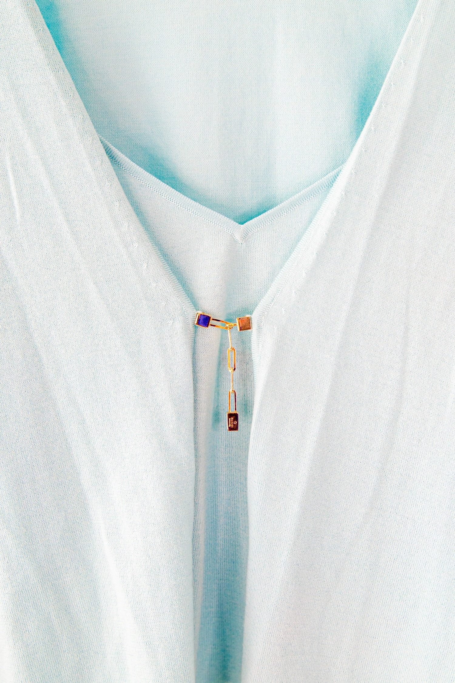 Thumbnail of http://Vintage%20Gucci%20Strickset%20aus%20Top%20und%20Strickjacke%20in%20Helltürkis