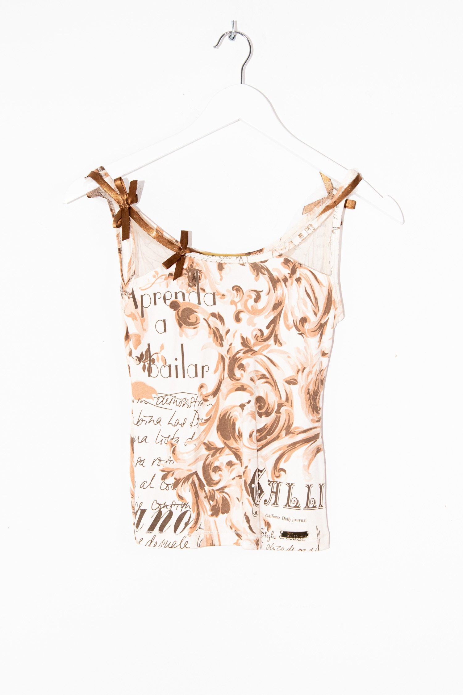 Thumbnail of http://Vintage%20John%20Galliano%20Set%20aus%20Jacke%20und%20Top%20in%20Beige%20und%20Braun