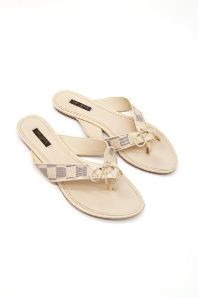 Louis Vuitton Vintage Sandale in Ecru und Gold