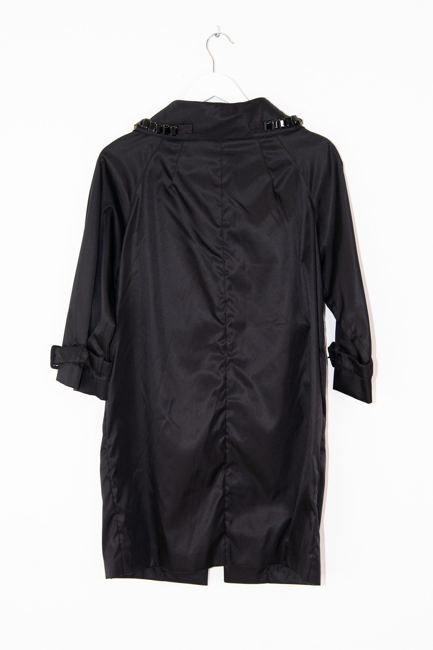 Thumbnail of http://Vintage%20Prada%20Mantel%20mit%20Steinen%20in%20Schwarz