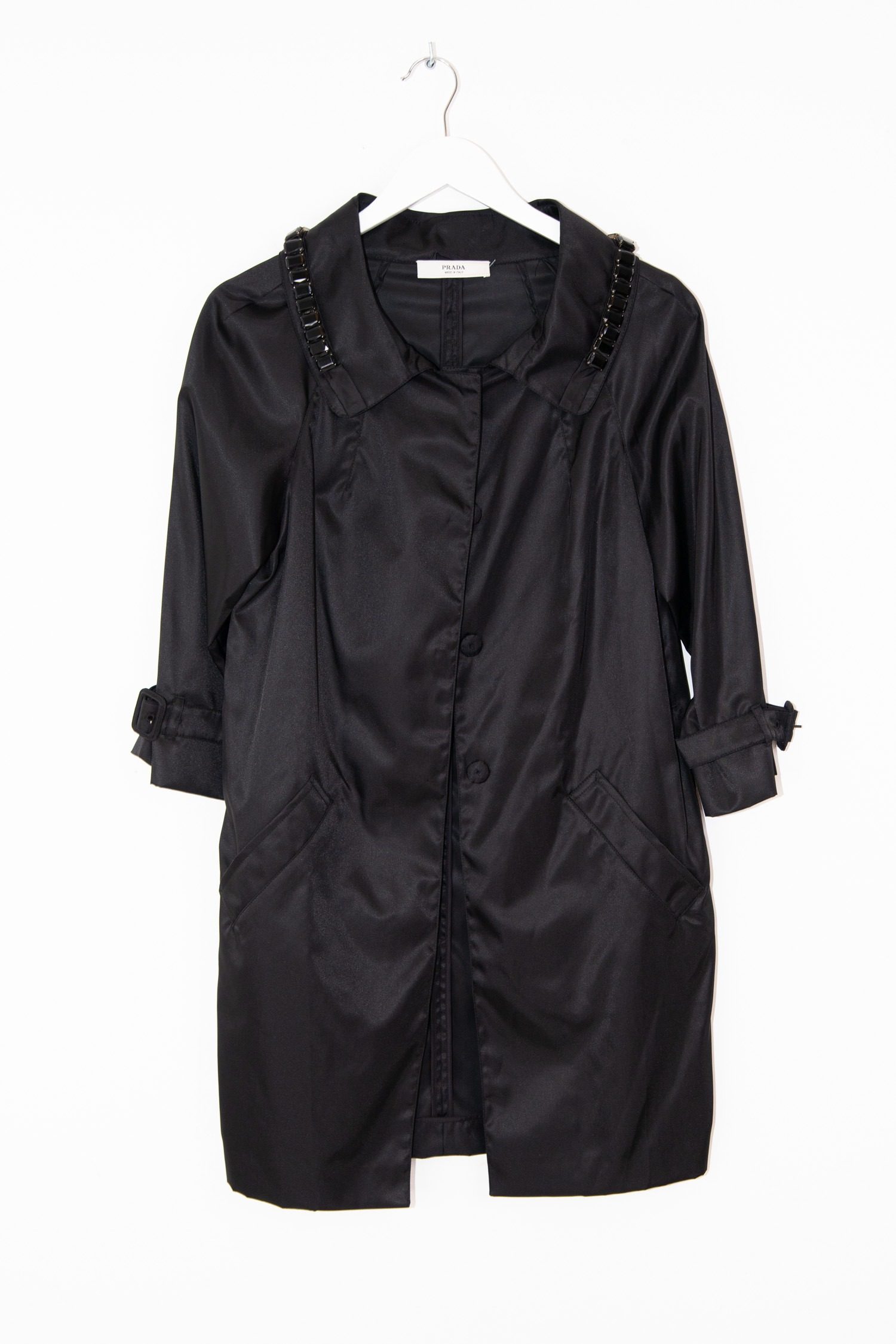 Thumbnail of http://Vintage%20Prada%20Mantel%20mit%20Steinen%20in%20Schwarz