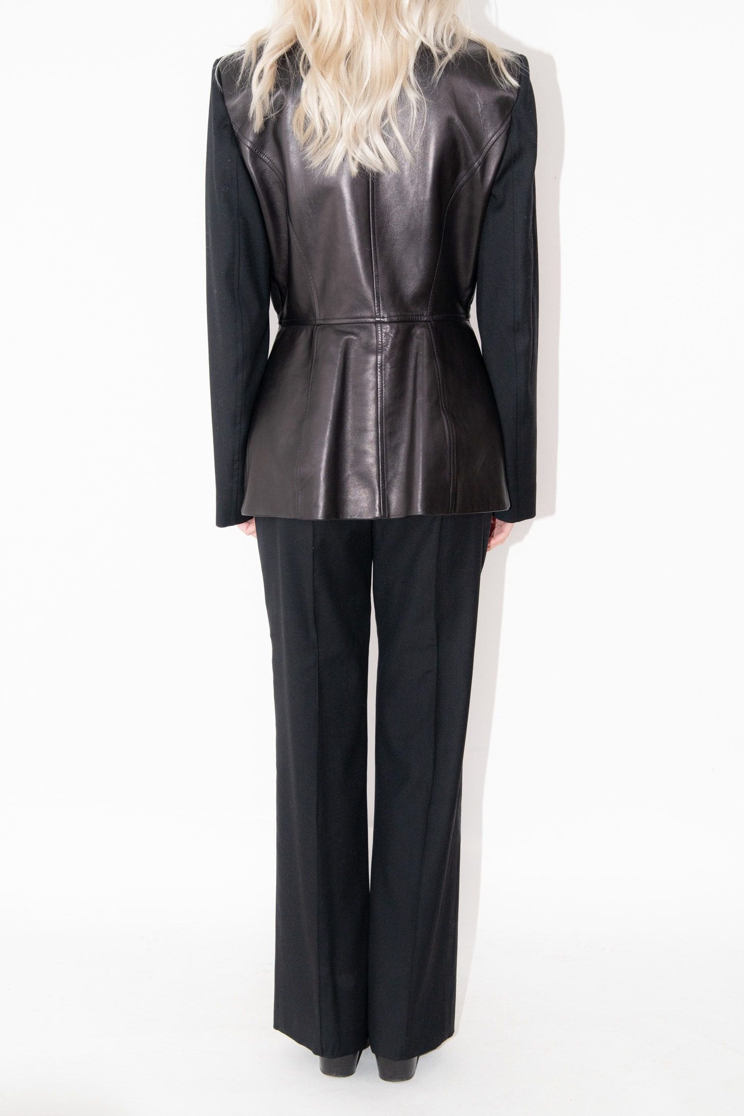 Thumbnail of http://Vintage%20Thierry%20Mugler%20Hosenanzug%20mit%20Lederdetails%20in%20Schwarz