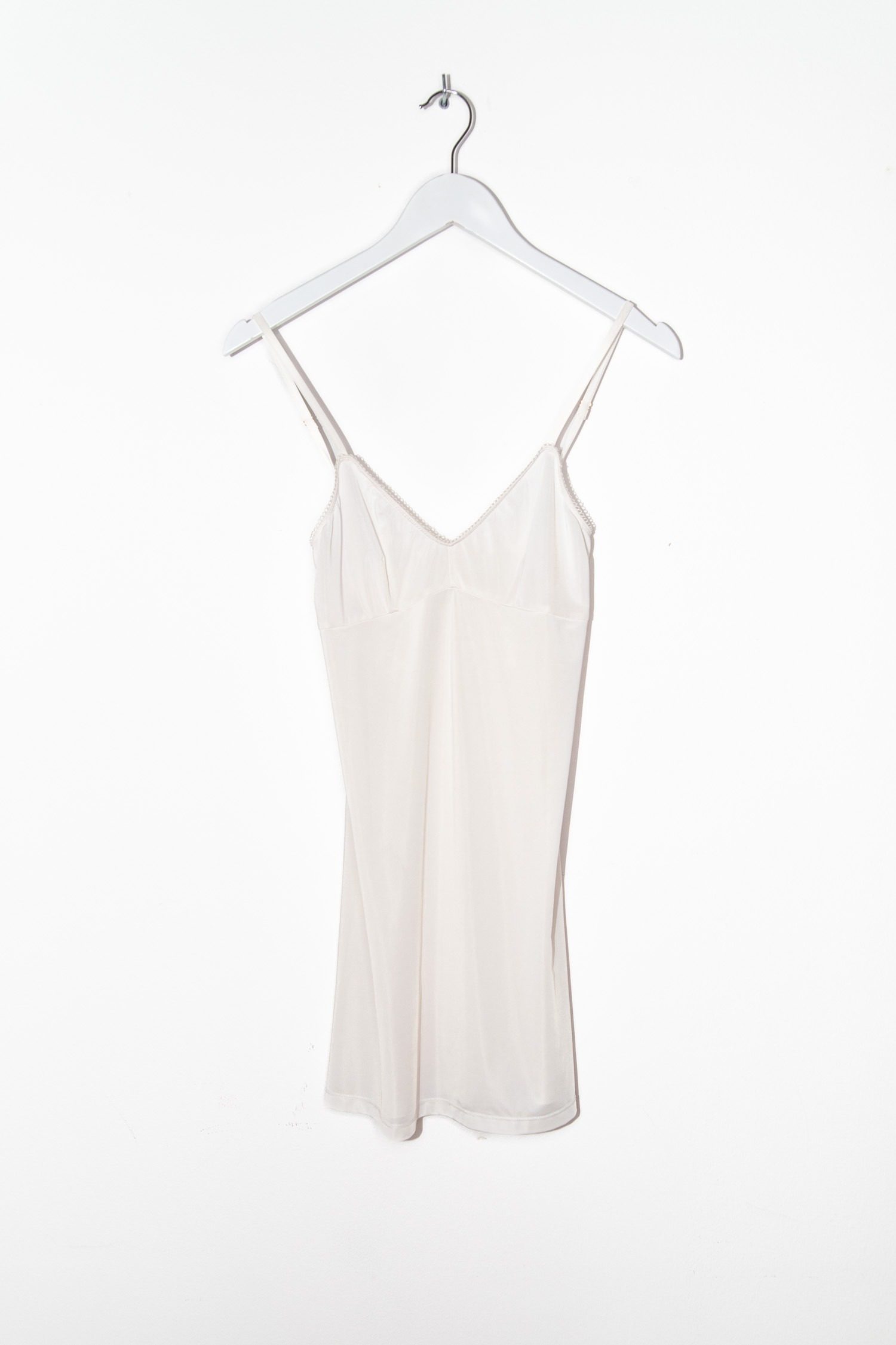Thumbnail of http://Zimmermann%20Minikleid%20mit%20floralem%20Muster%20in%20Weiß