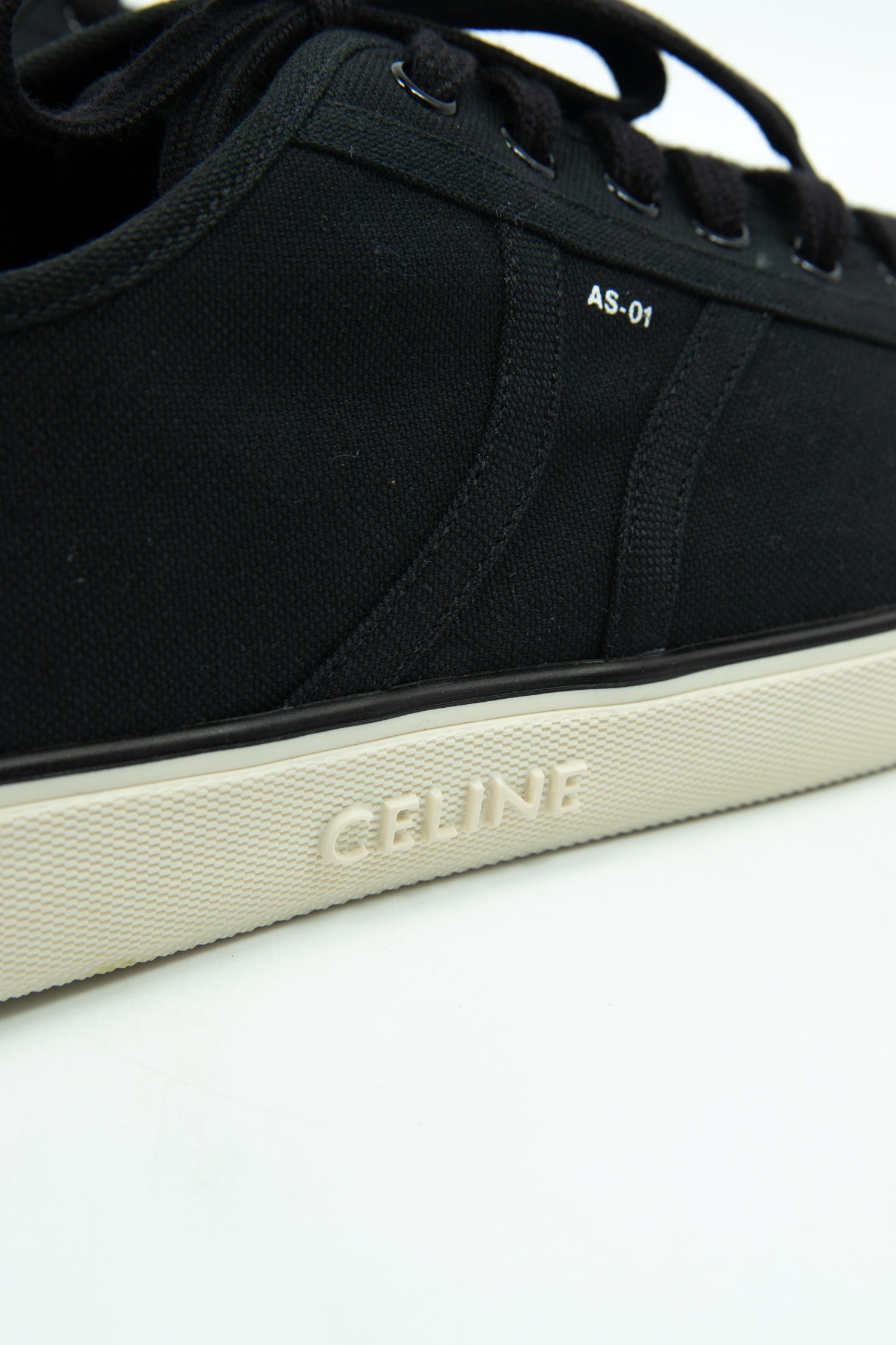 Celine "Alan" Sneaker in Schwarz und Ecru