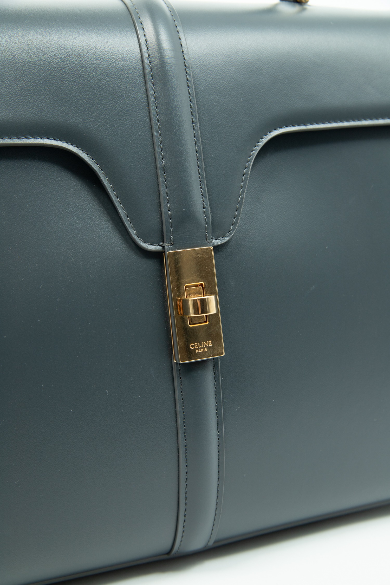 Celine "16" Handtasche aus Kalbsleder in Schiefergrau