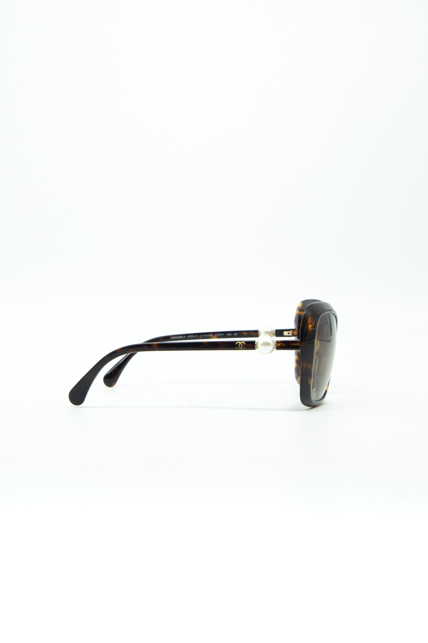 Chanel Sonnenbrille mit Perlen-Details in Dunkelbraun und Braun