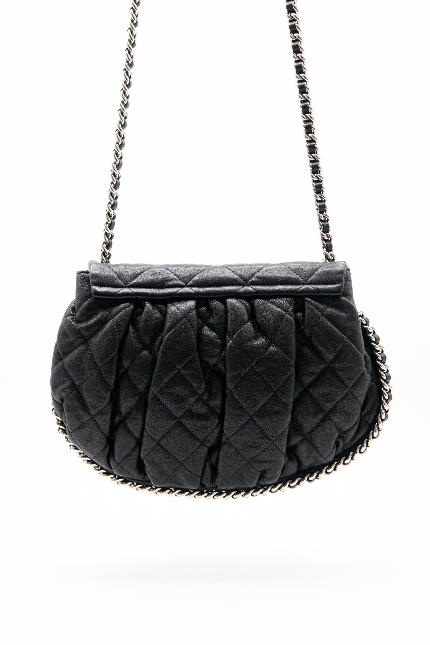 Chanel "Chain Around" Umhängetasche in Schwarz und Silber