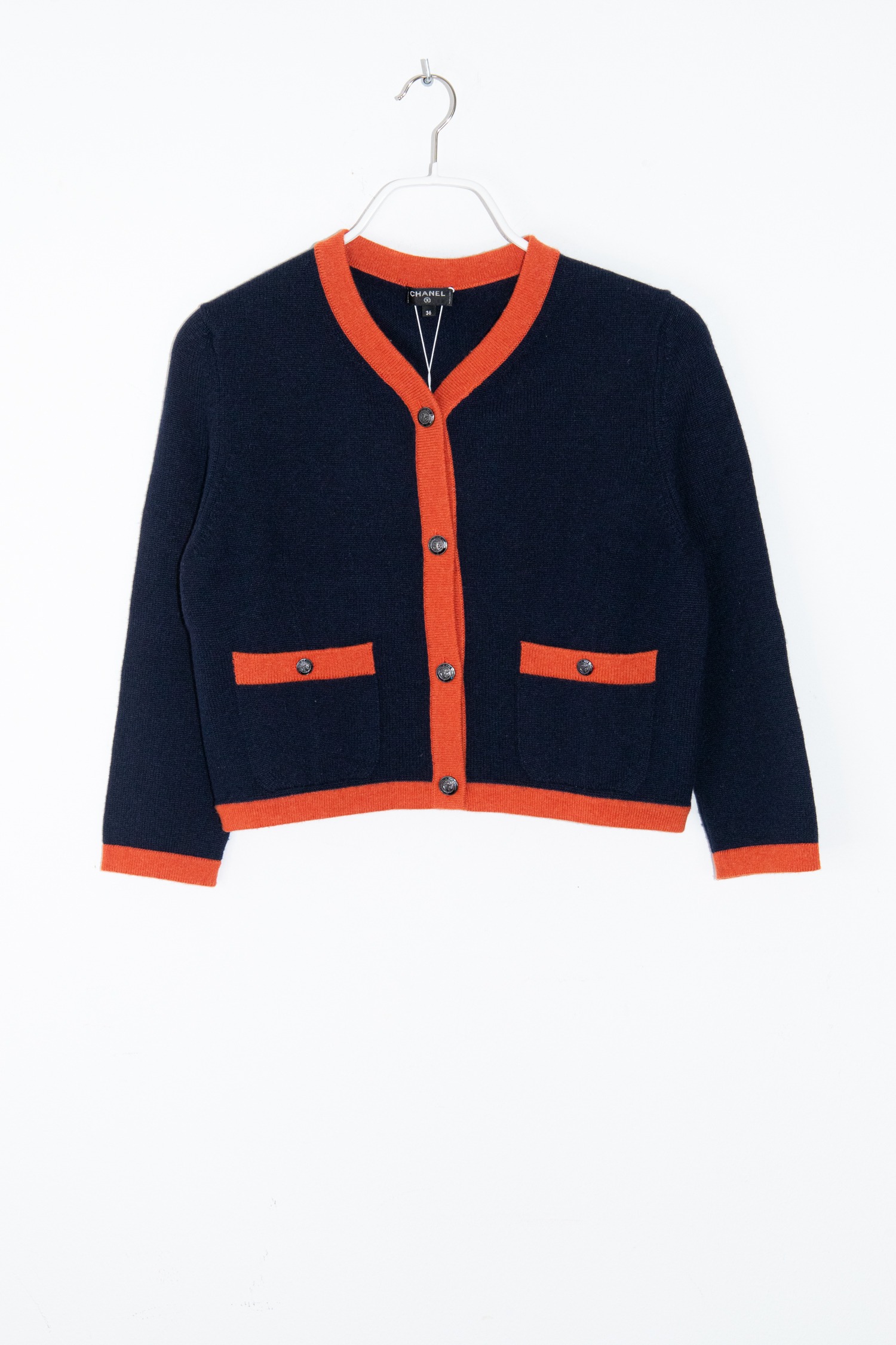 Chanel Strickjacke in Dunkelblau und Orange