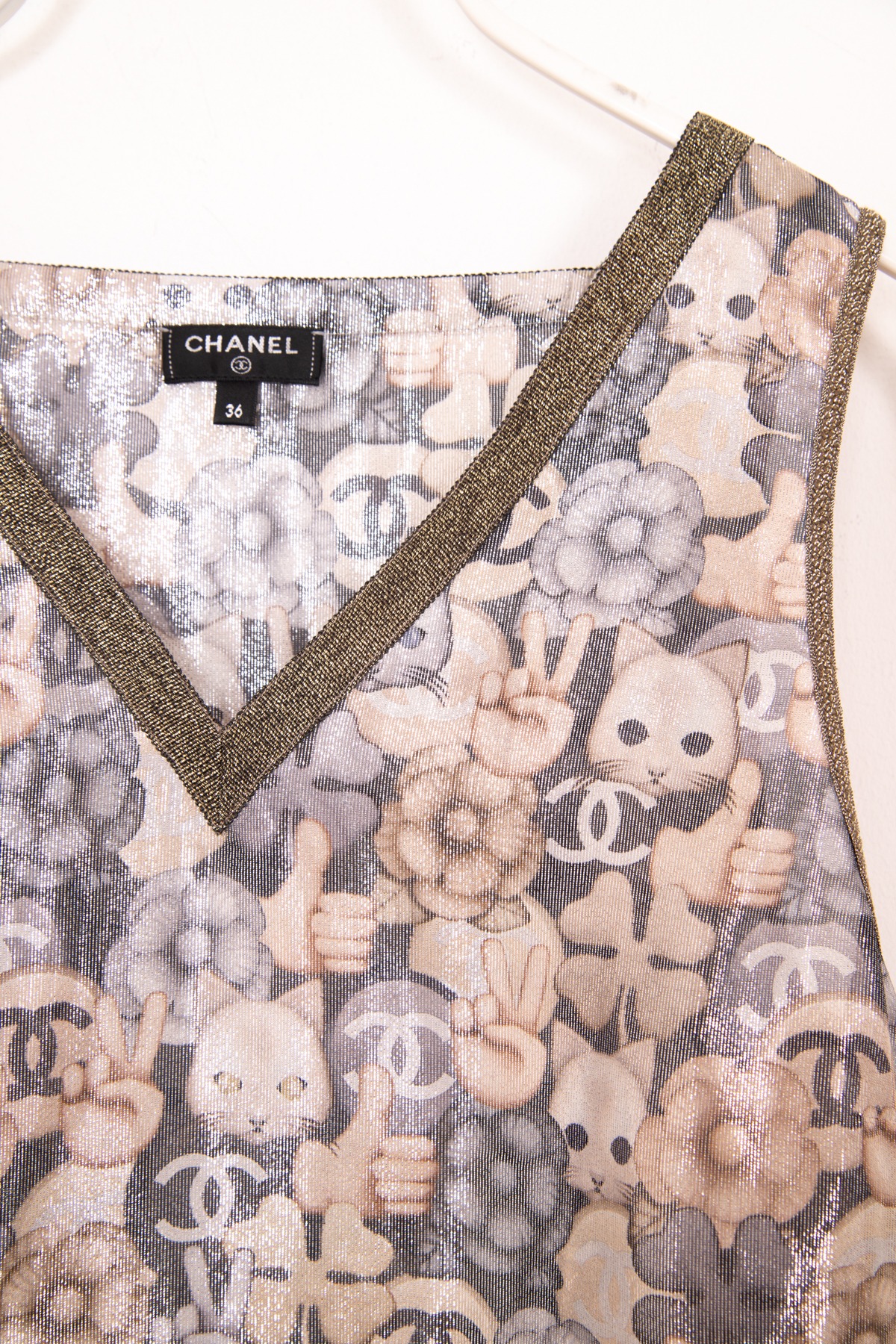 Chanel "Cat Emoticon" Top in Metallic-Optik