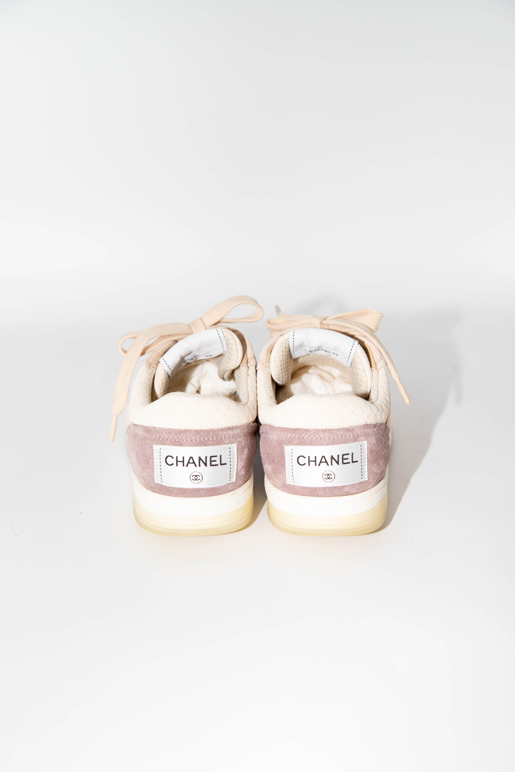 Chanel Sneaker mit Tennissohle in Rosa und Beige