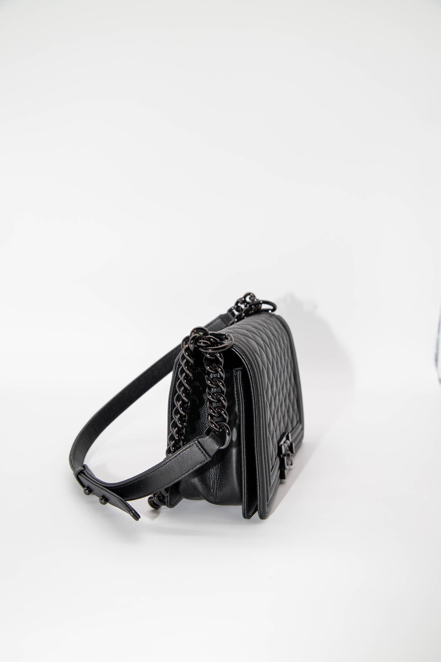 Chanel "Boy" Umhängetasche in Schwarz