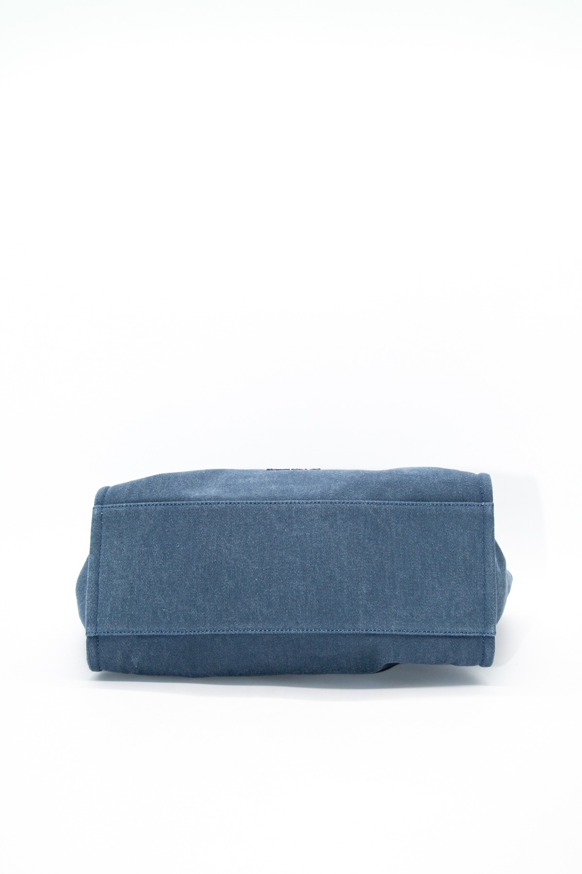 Chanel "Deauville" Umhängetasche in Blau