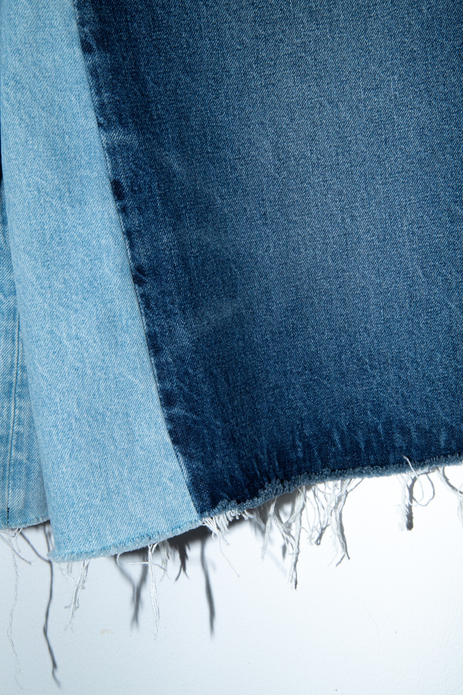 Chloé Jeans-Shorts im Patchwork-Look in Blau