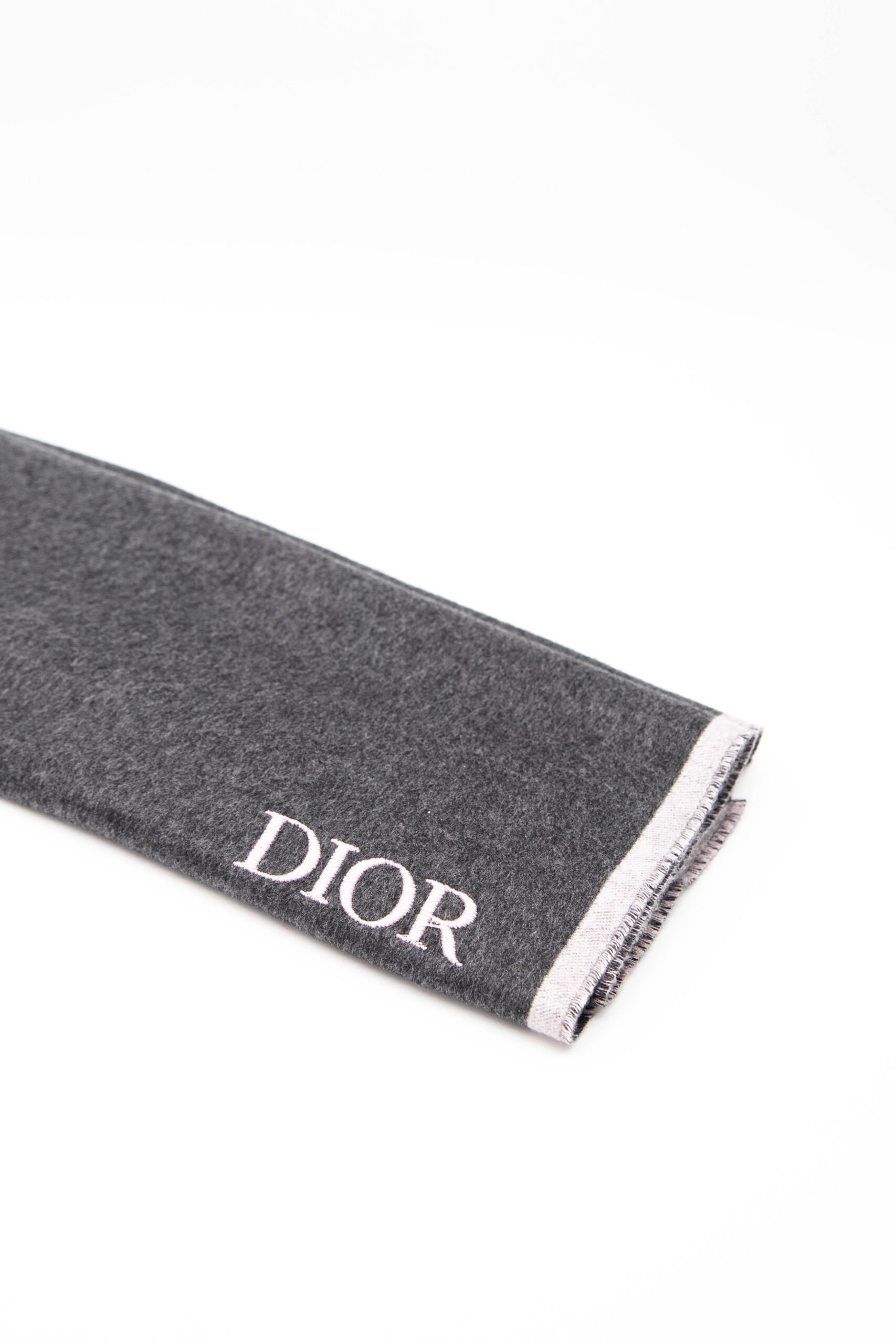 Dior Schal mit Fransen in Dunkelgrau