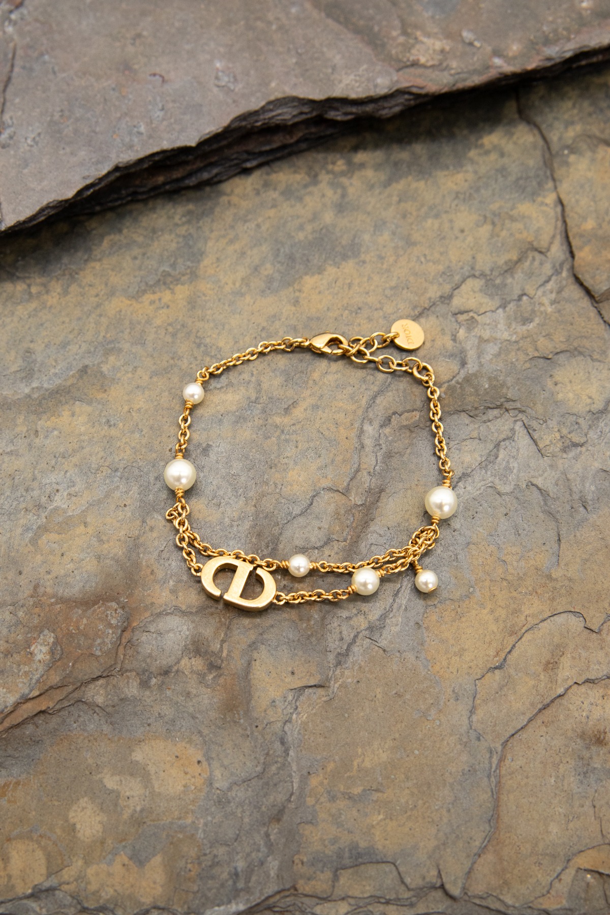 Dior Armband mit Perlen in Gold und Ecru
