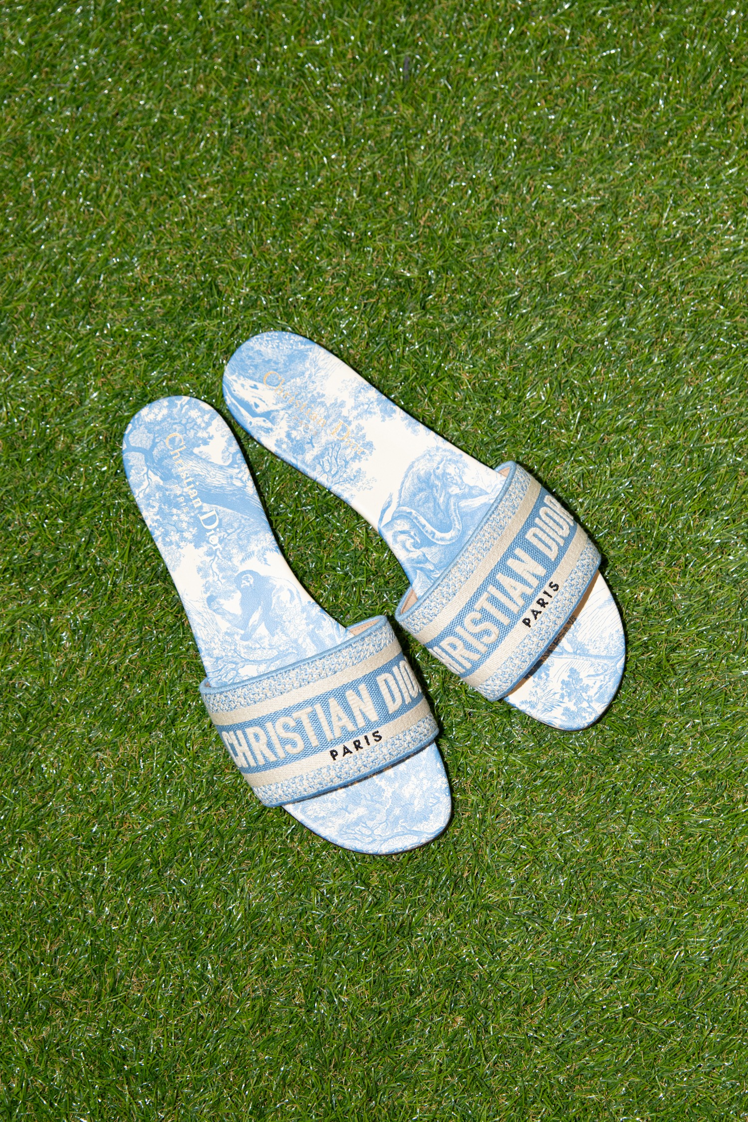 Christian Dior "Dway" Pantolette in Ecru und Hellblau