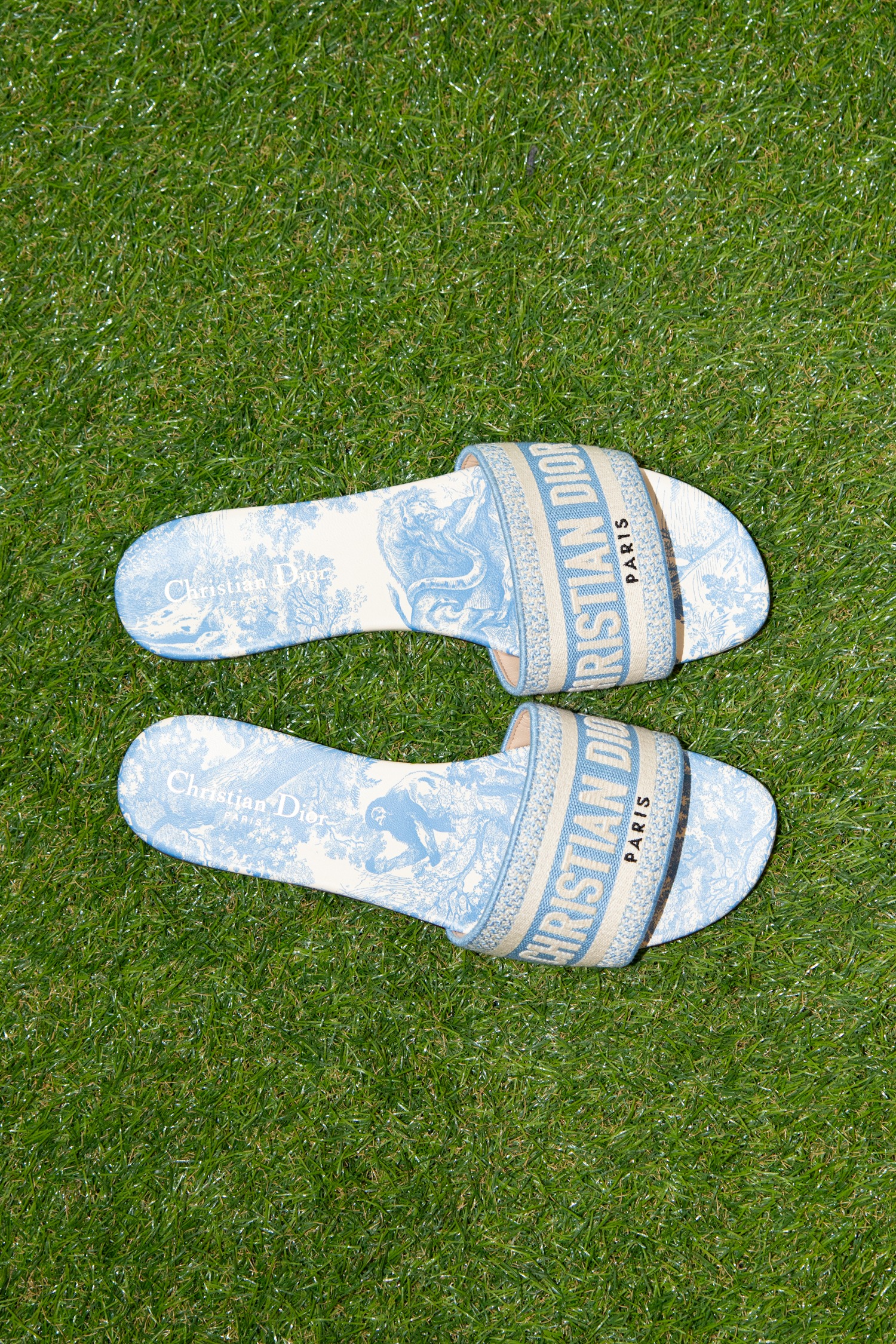 Christian Dior "Dway" Pantolette in Ecru und Hellblau