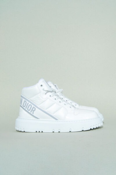 Dior "D-Player" High Top Sneaker in Weiß und Hellgrau
