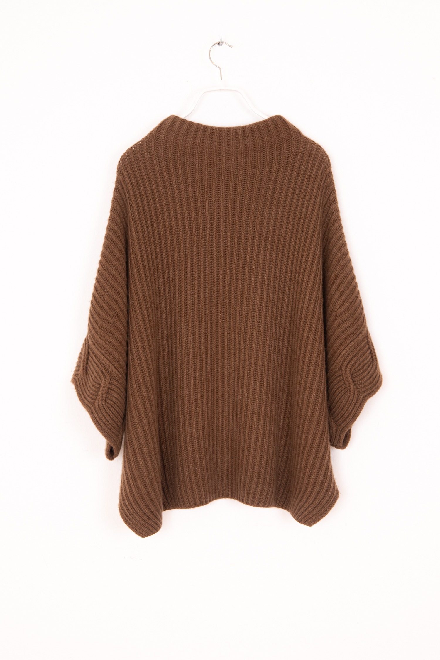 Strickpullover mit Halblangen Fledermausärmeln in Braun