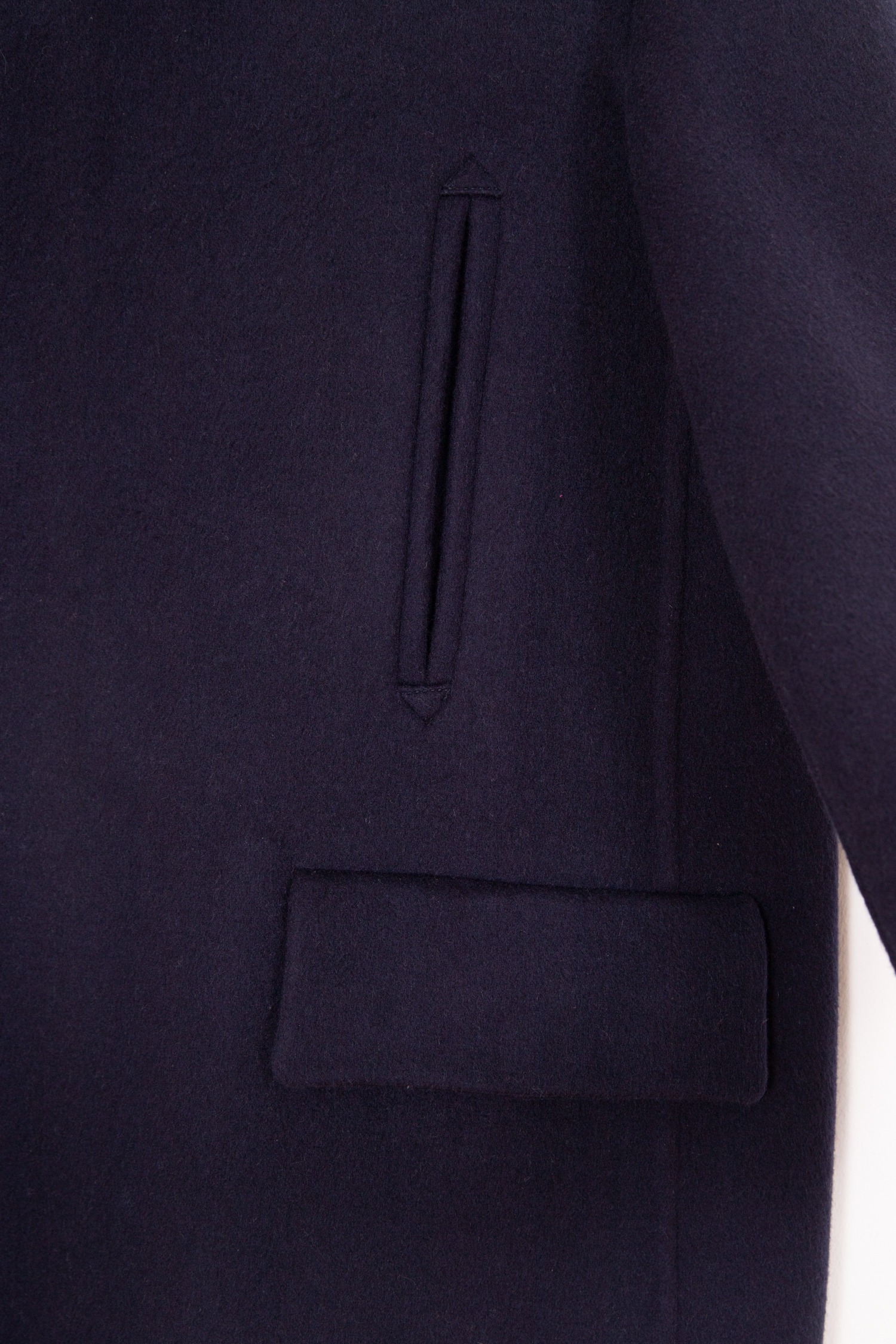 Dior "Double-Sided" Mantel mit Schalkragen in Dunkelblau und Ecru