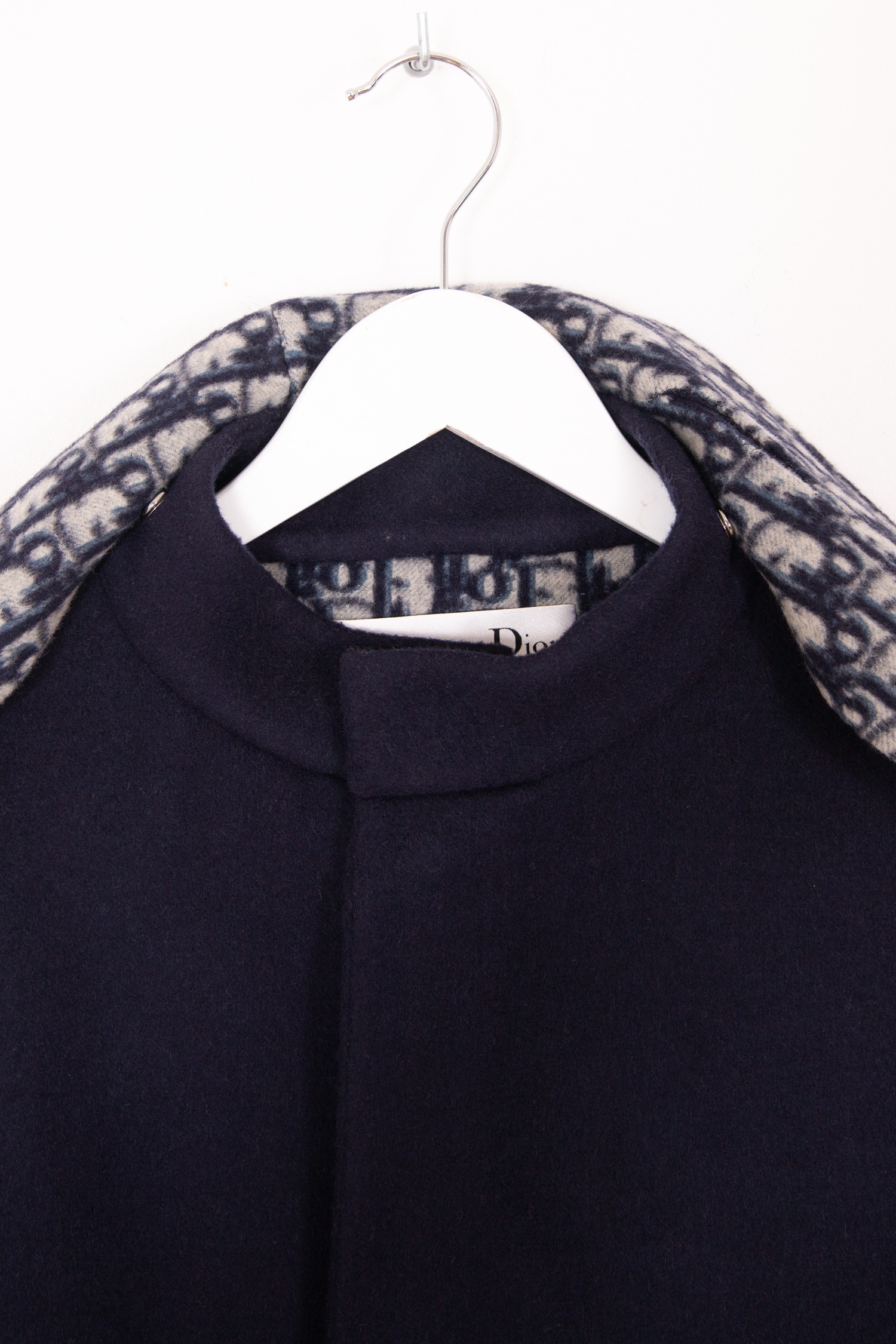 Dior "Double-Sided" Mantel mit Schalkragen in Dunkelblau und Ecru