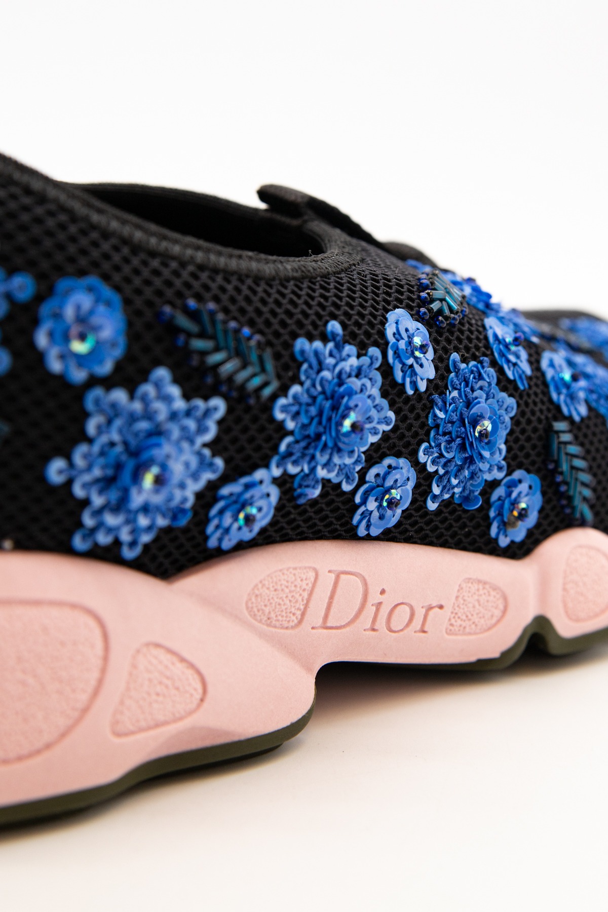 Dior "Fusion Flower" Sneakers mit Pailletten