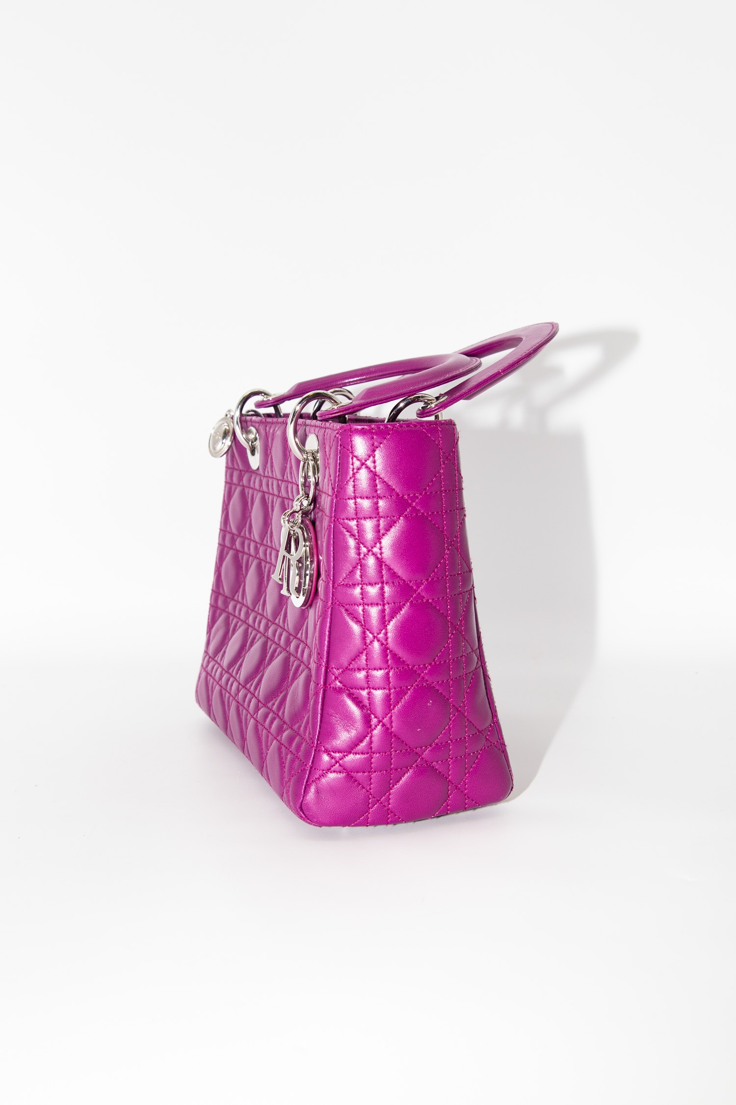 Dior "Lady Dior" Handtasche in Lila