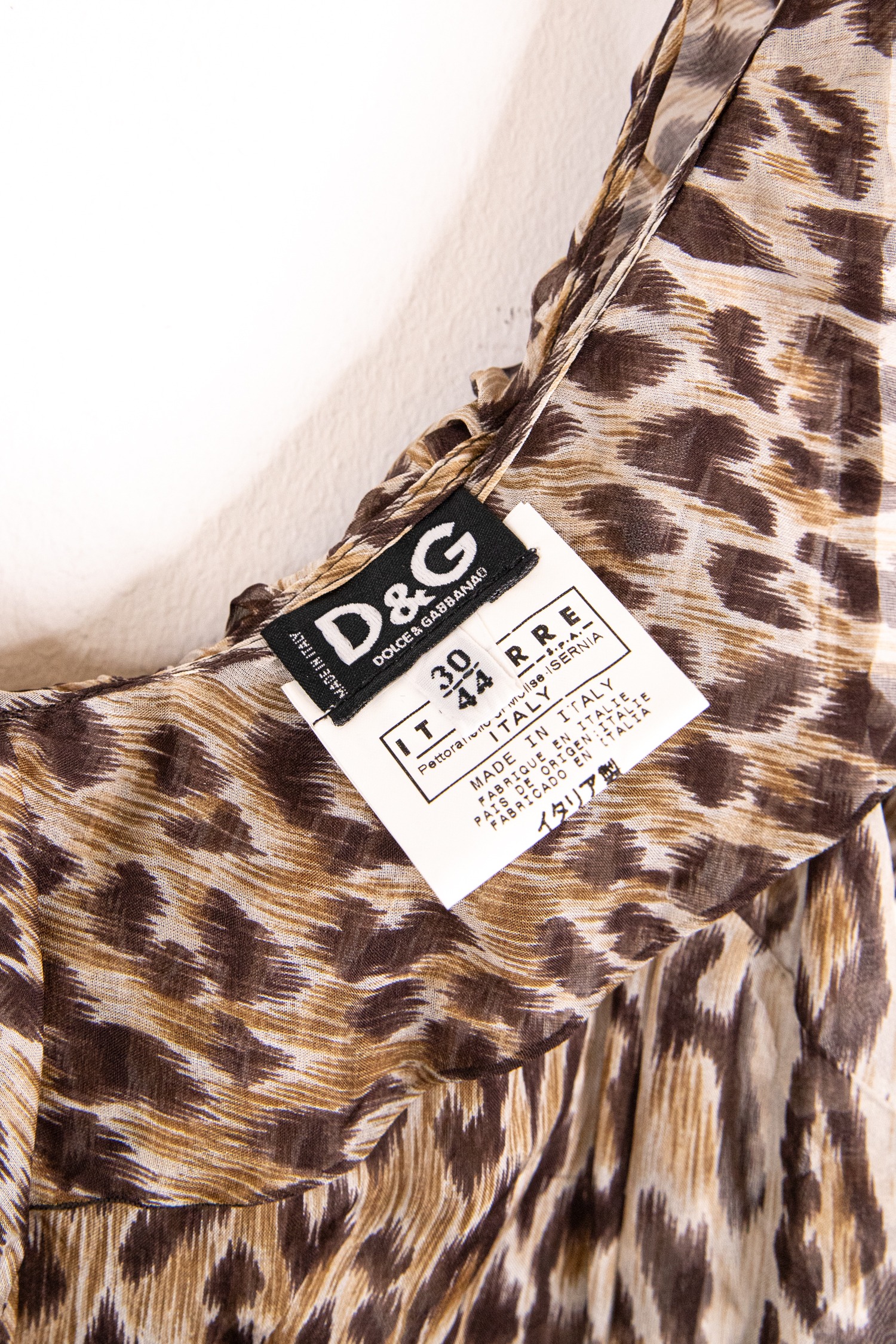 Dolce & Gabbana Midikleid mit Leomuster in Beige und Braun