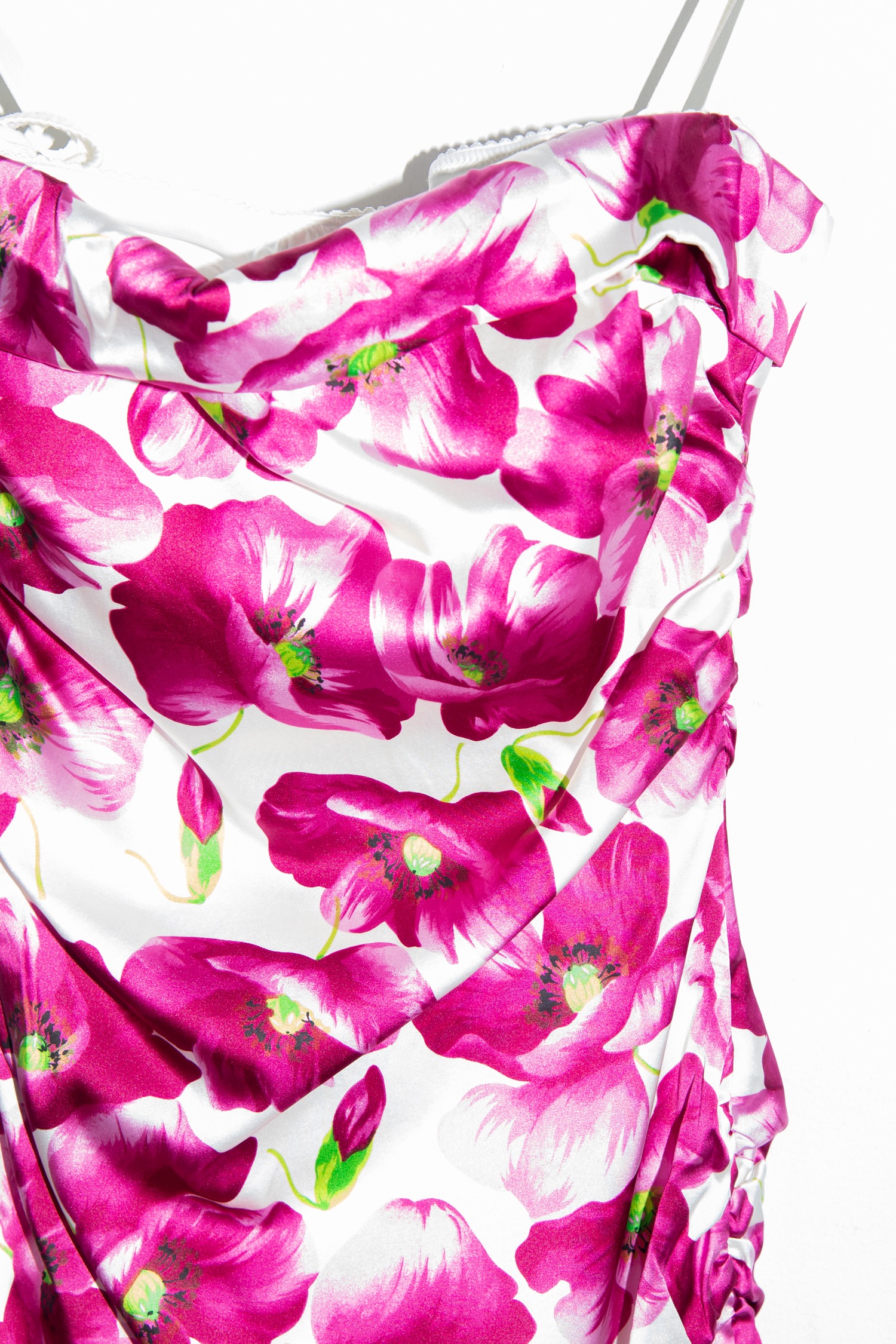 Dolce & Gabbana Minikleid mit Blumenprint in Weiß und Lila