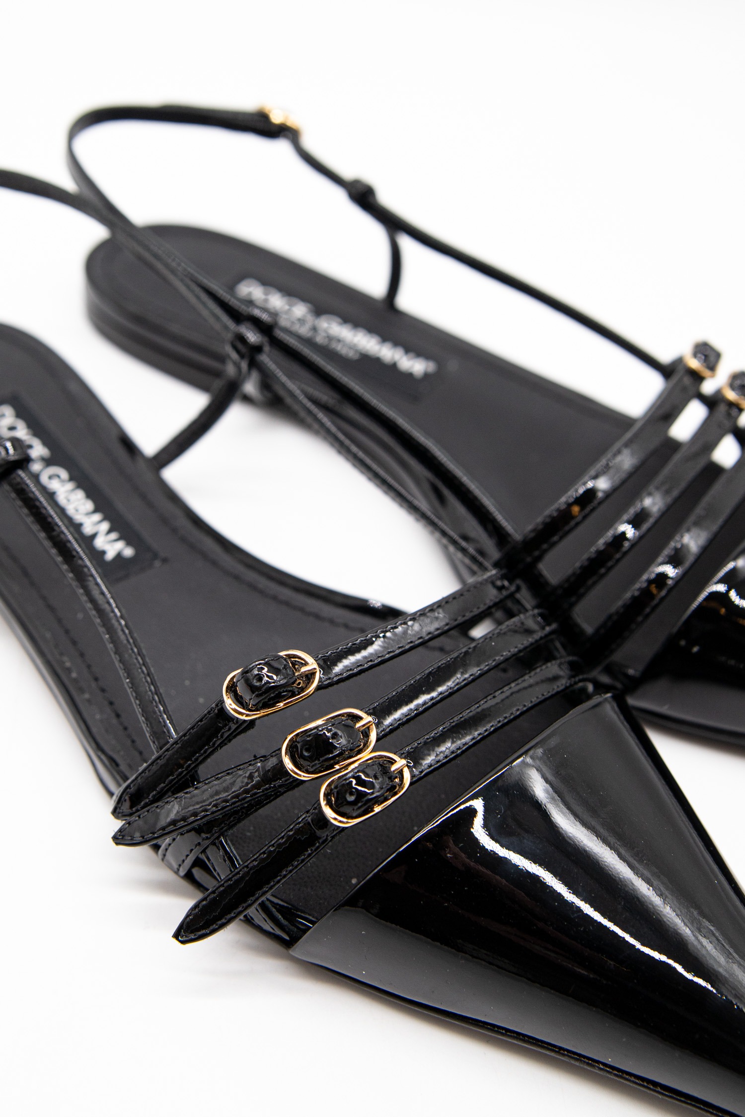 Dolce & Gabbana Slingback aus Lackleder in Schwarz