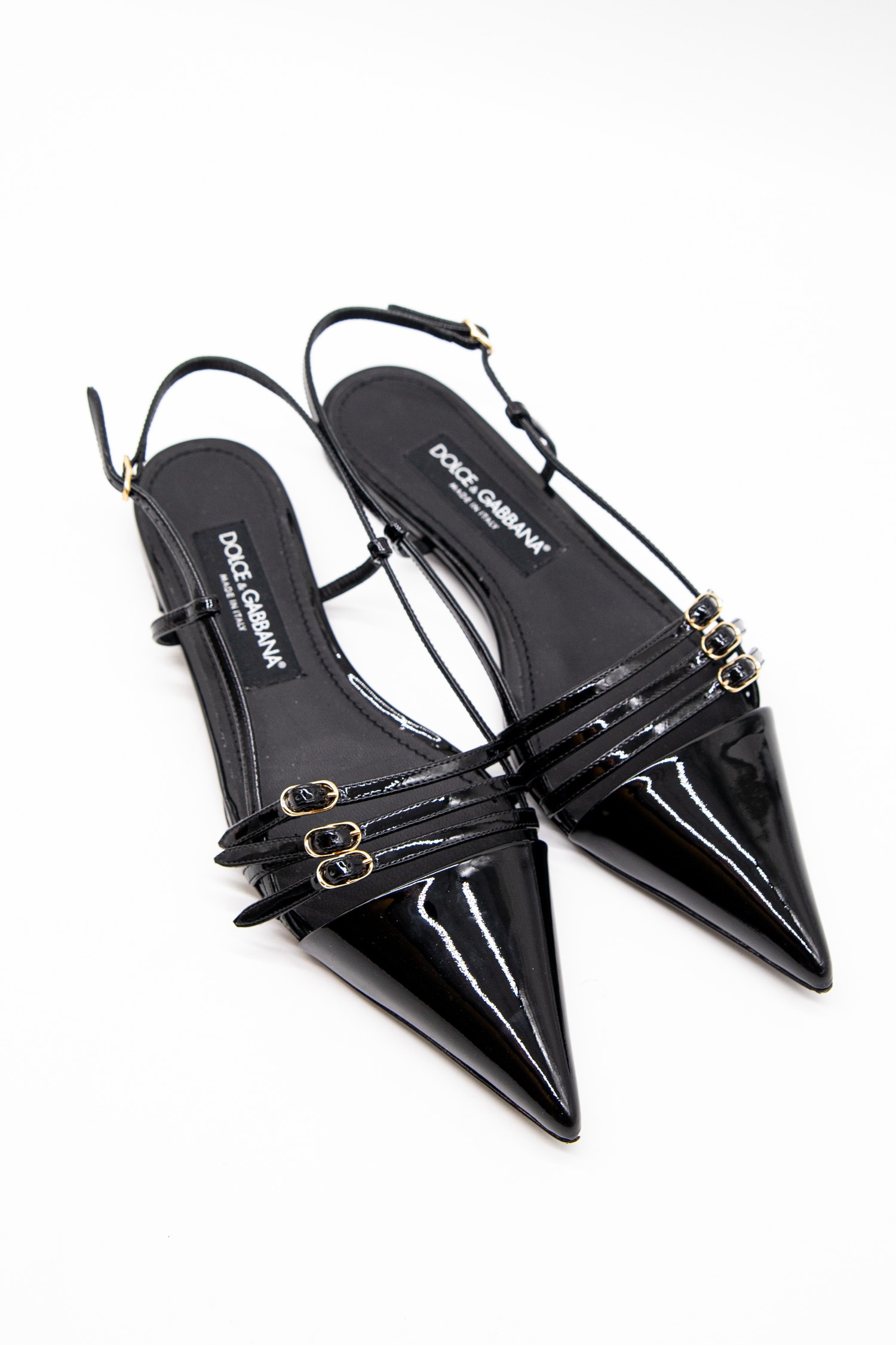 Dolce & Gabbana Slingback aus Lackleder in Schwarz