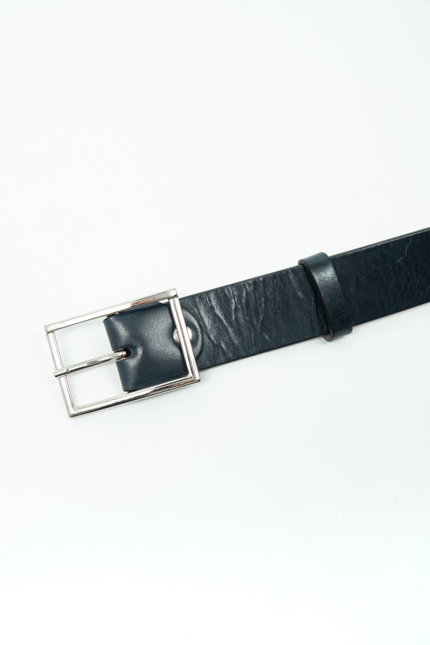 Doucal's Gürtel aus Leder in Dunkelblau und Silber