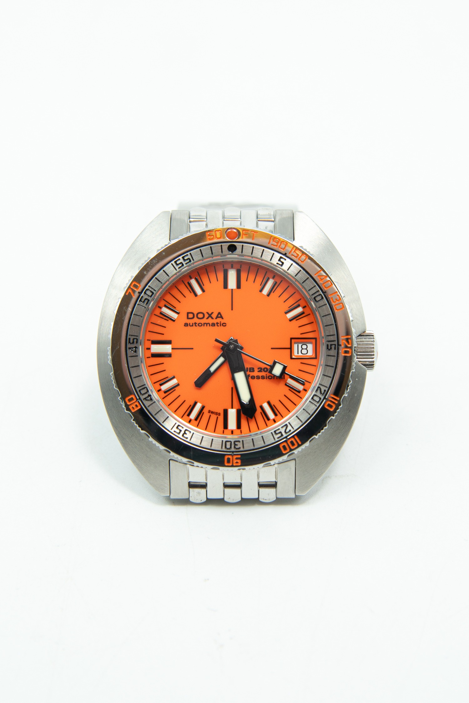 Doxa „SUB 200T Professional“ Taucheruhr in Silber und Orange