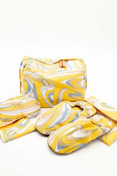 Pucci Travel Set in Gelb, Weiß und Grau