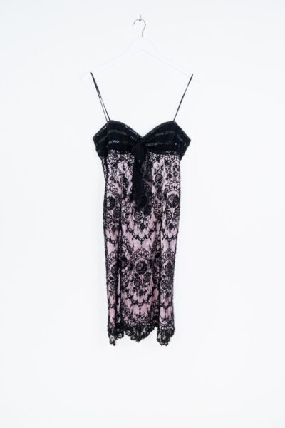 Escada Spitzenkleid mit Pailletten und Perlen in Schwarz und Rosa