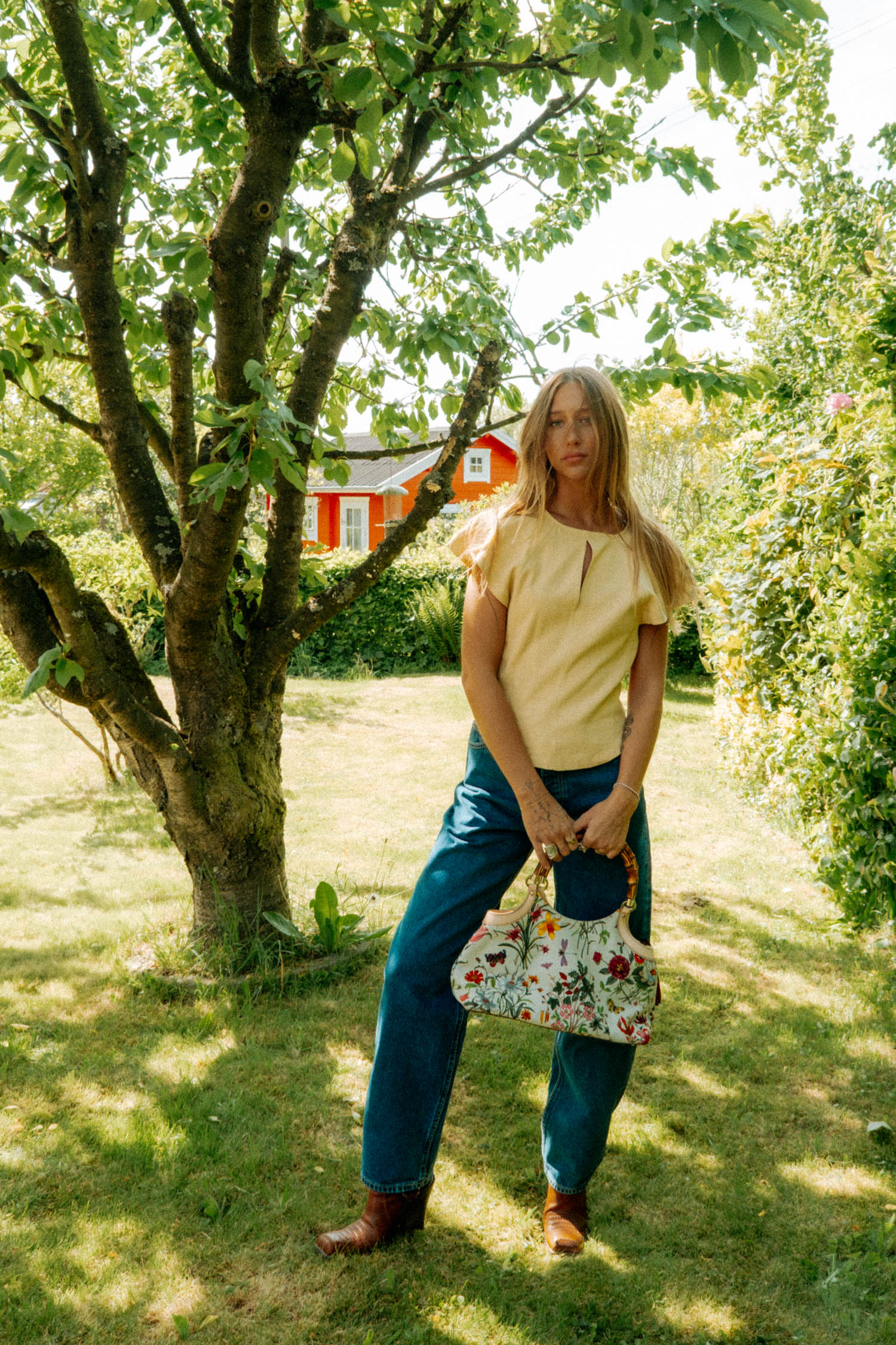 Eytys Mom fit Jeans mit dunkler Waschung