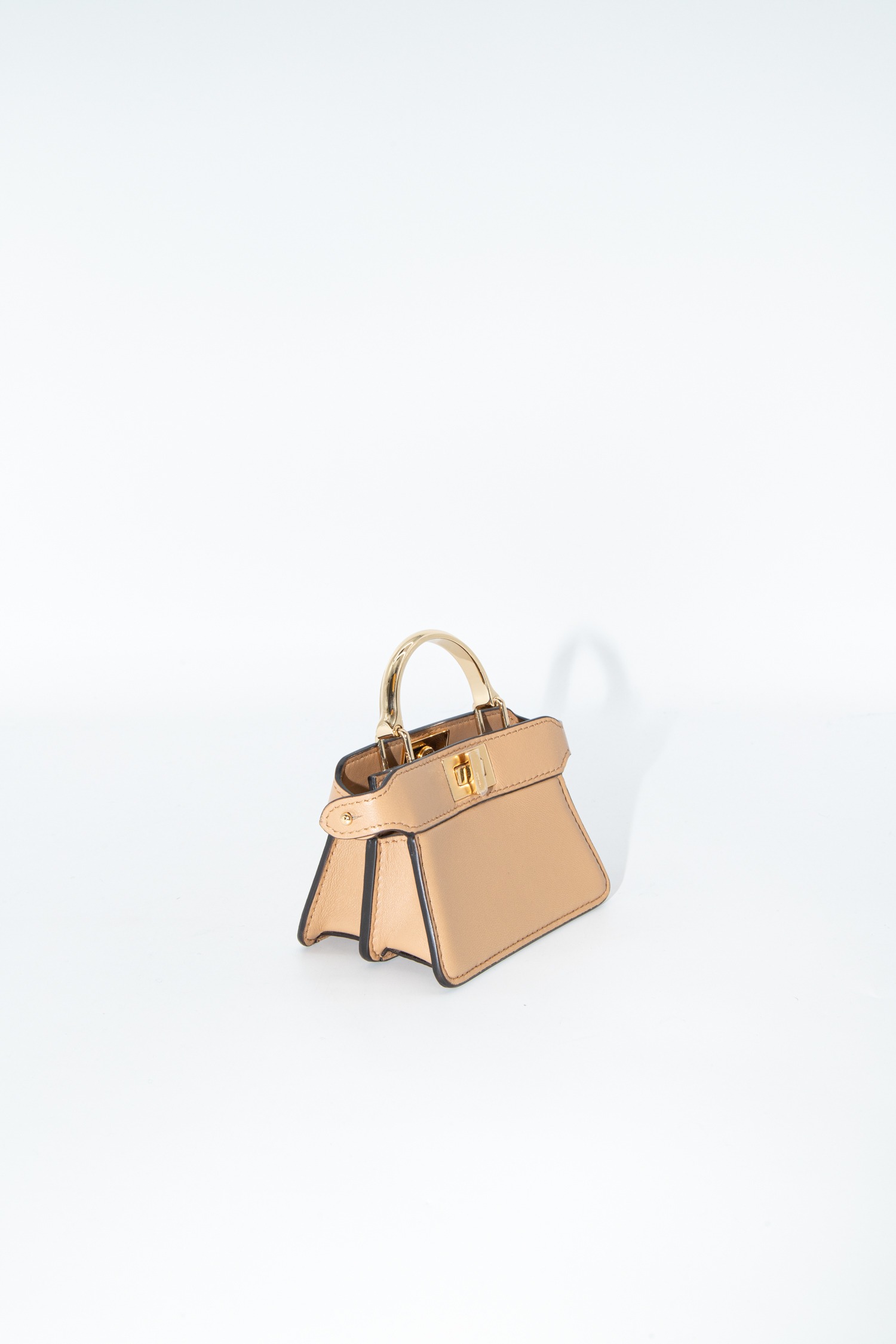 Fendi "Peekaboo" Micro Handtasche in Hellbraun und Gold