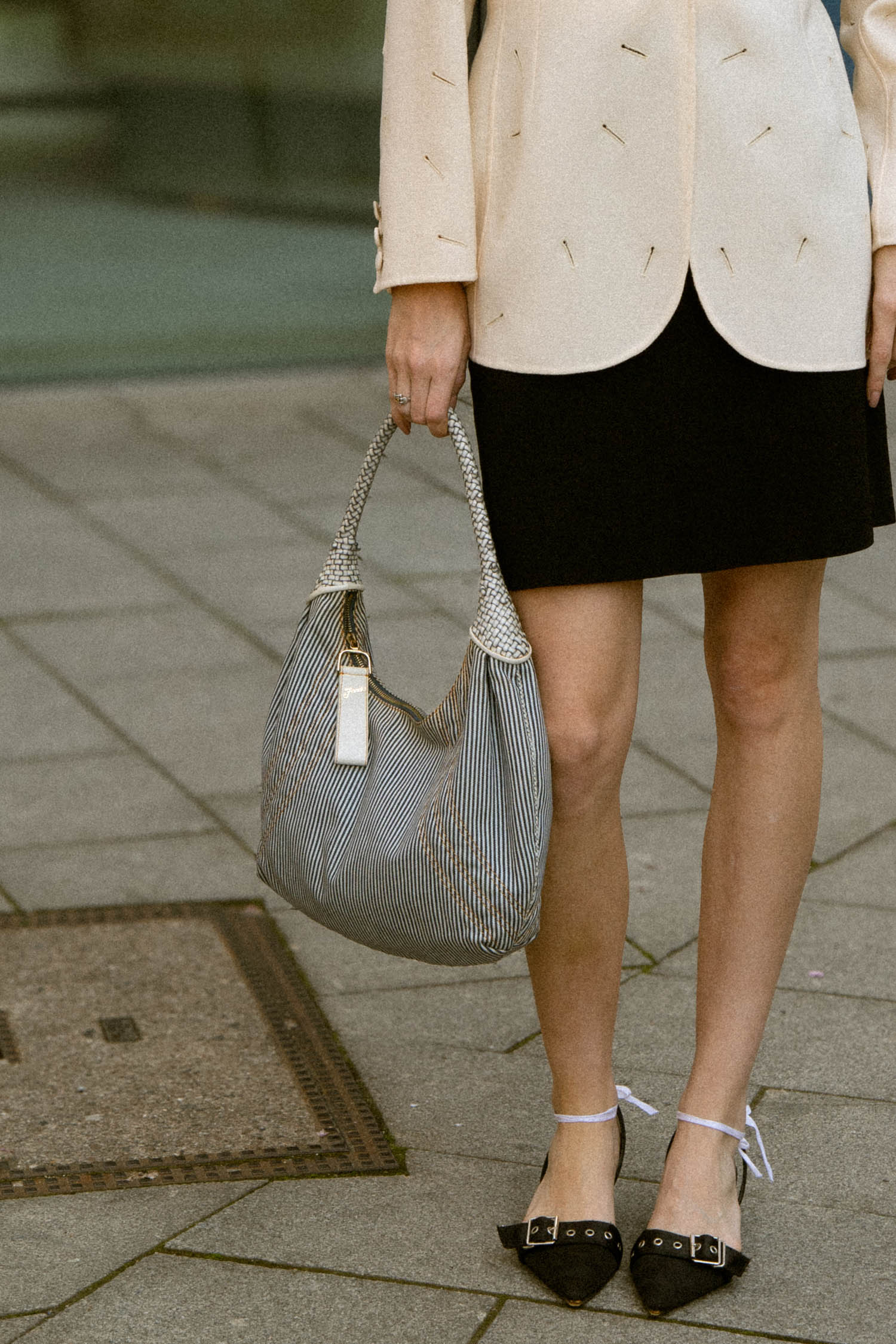 Fendi Vintage Schultertasche mit Streifen in Blau und Weiß