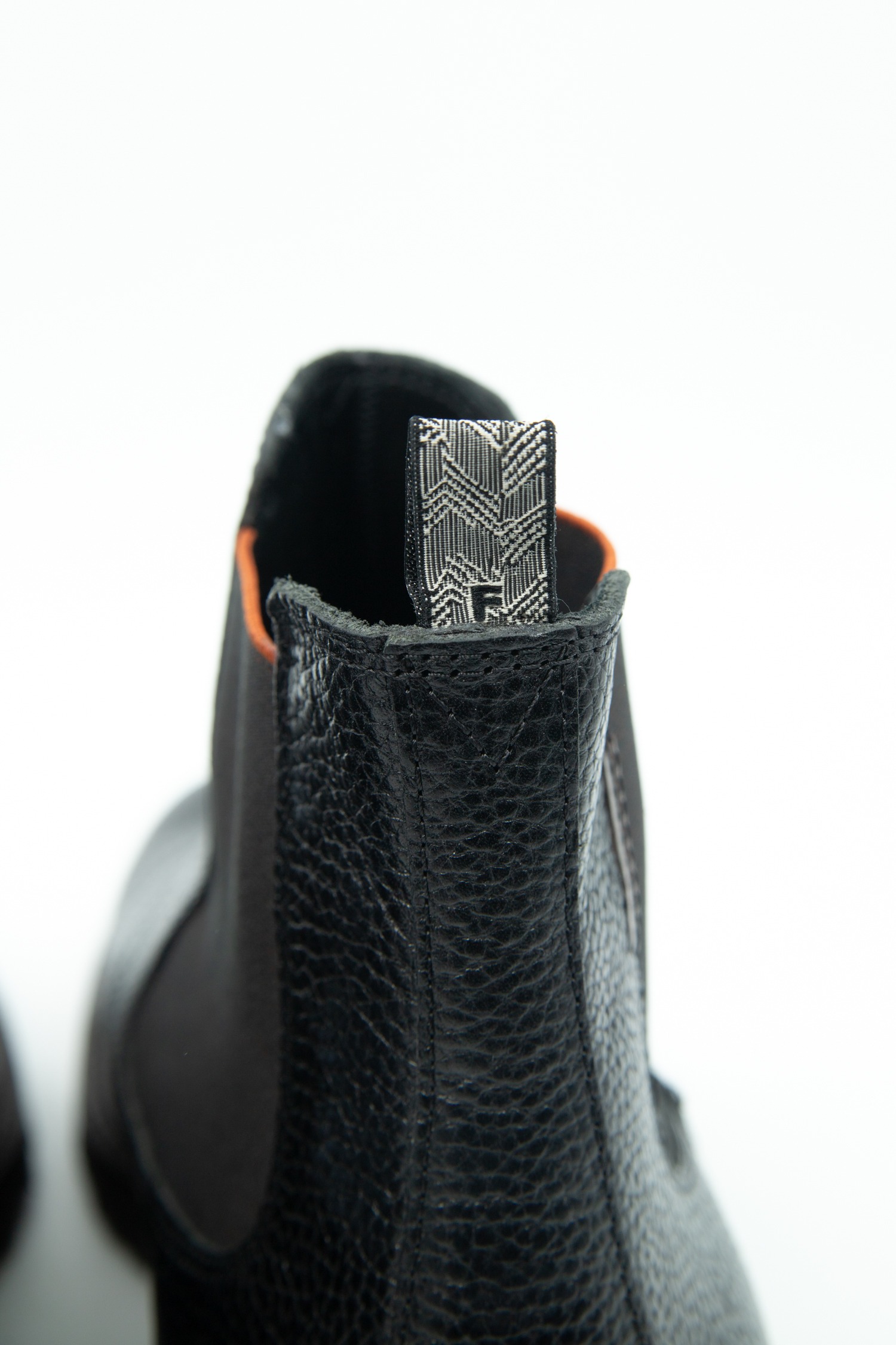 Floris van Bommel Chelsea Boots aus Leder in Schwarz