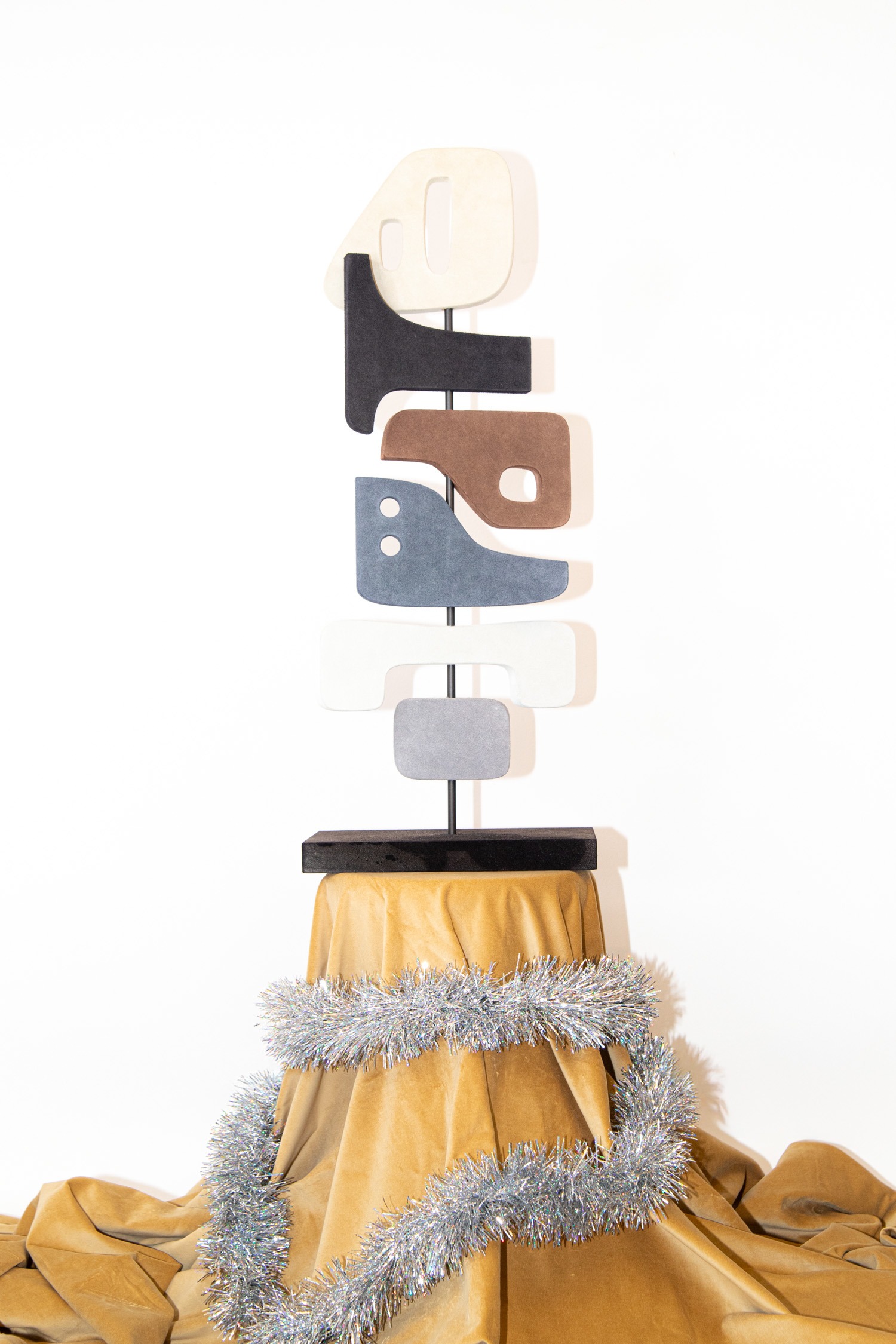 GioBagnara Skulptur "Tabou3" aus Wildleder