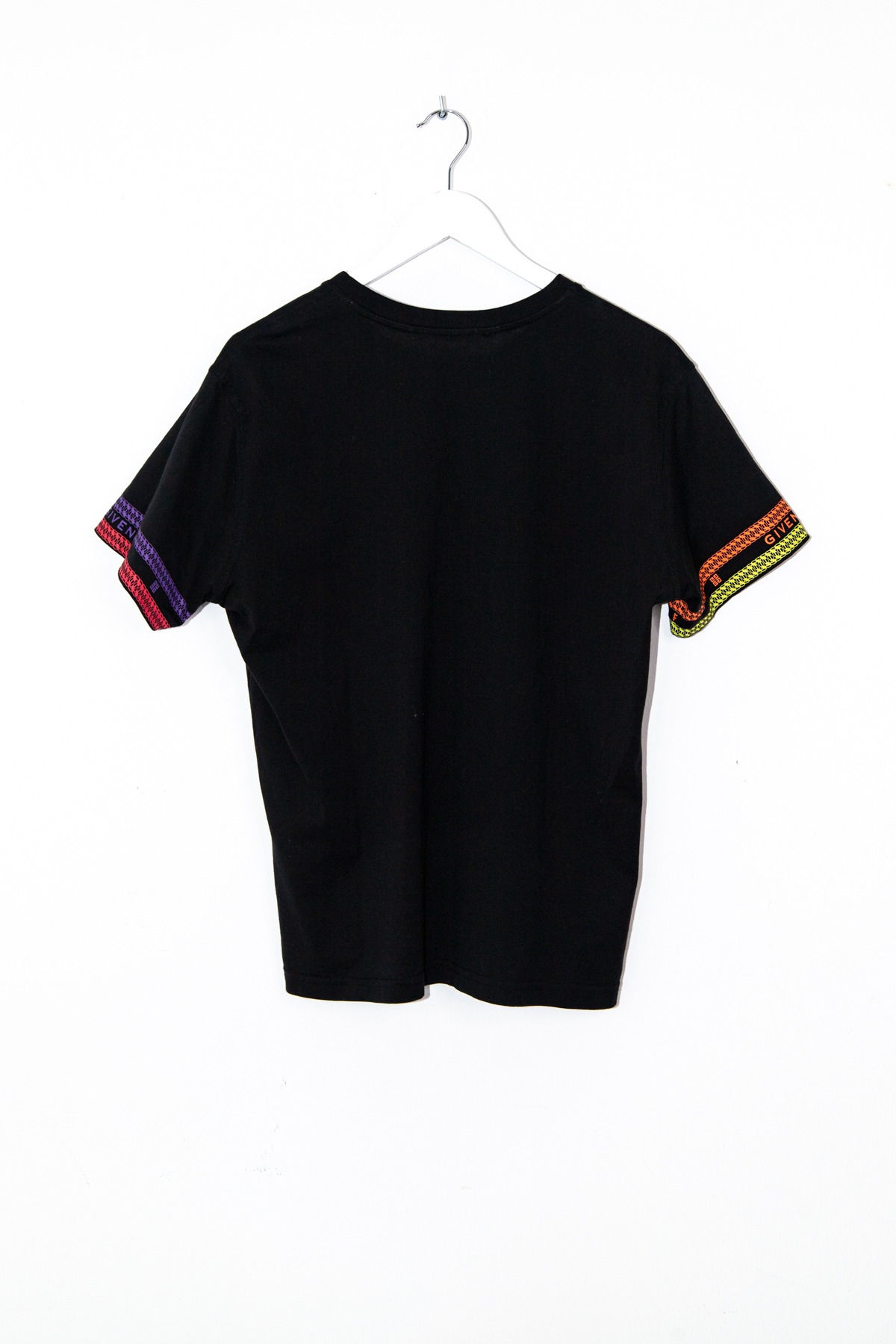 Givenchy T-Shirt mit Ketten-Print in Schwarz und Bunt